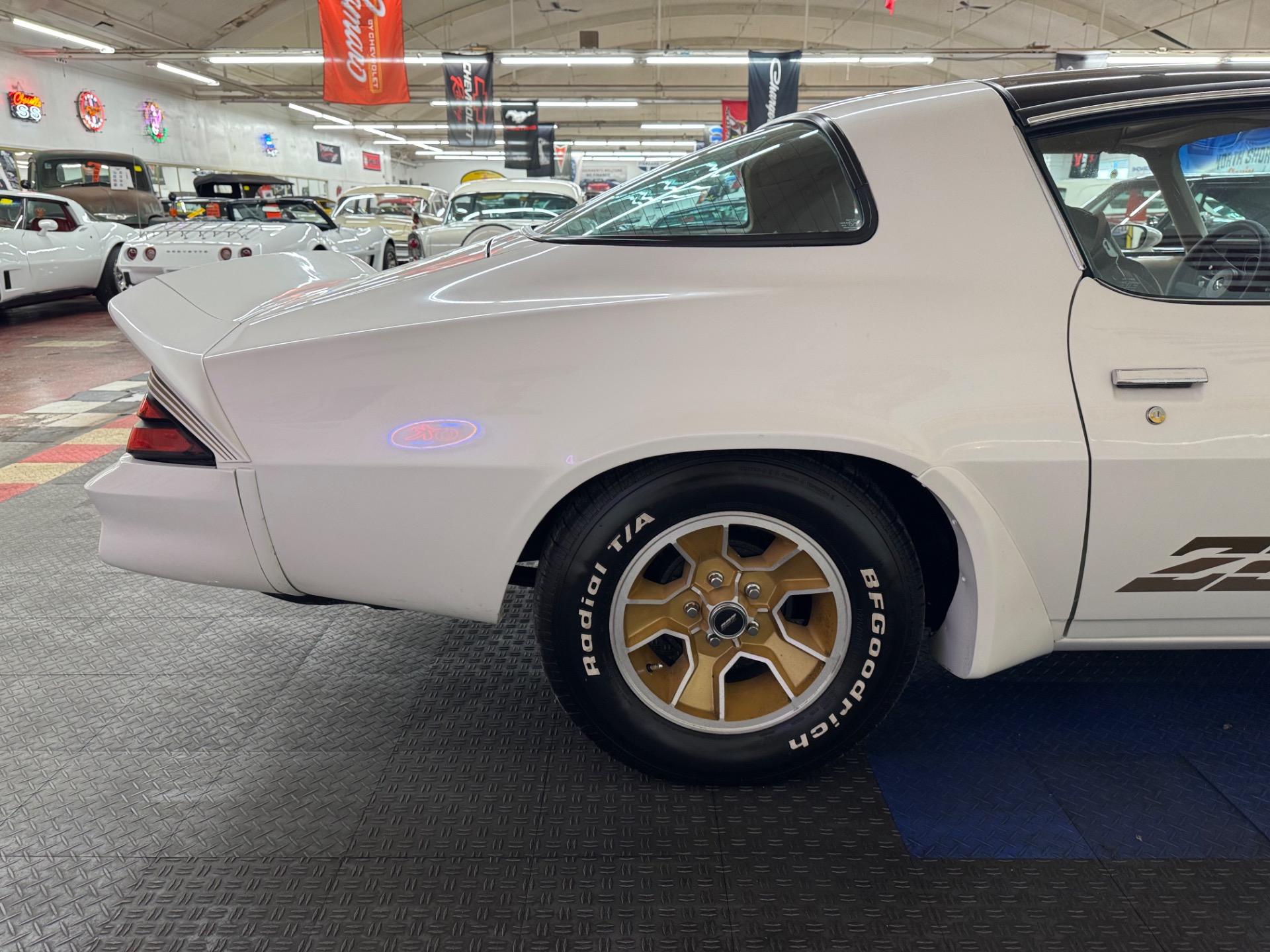 Used 1981 Chevrolet Camaro - Z/28 - 4 SPEED MANUAL - T-TOPS-SEE VIDEO | Mundelein, IL