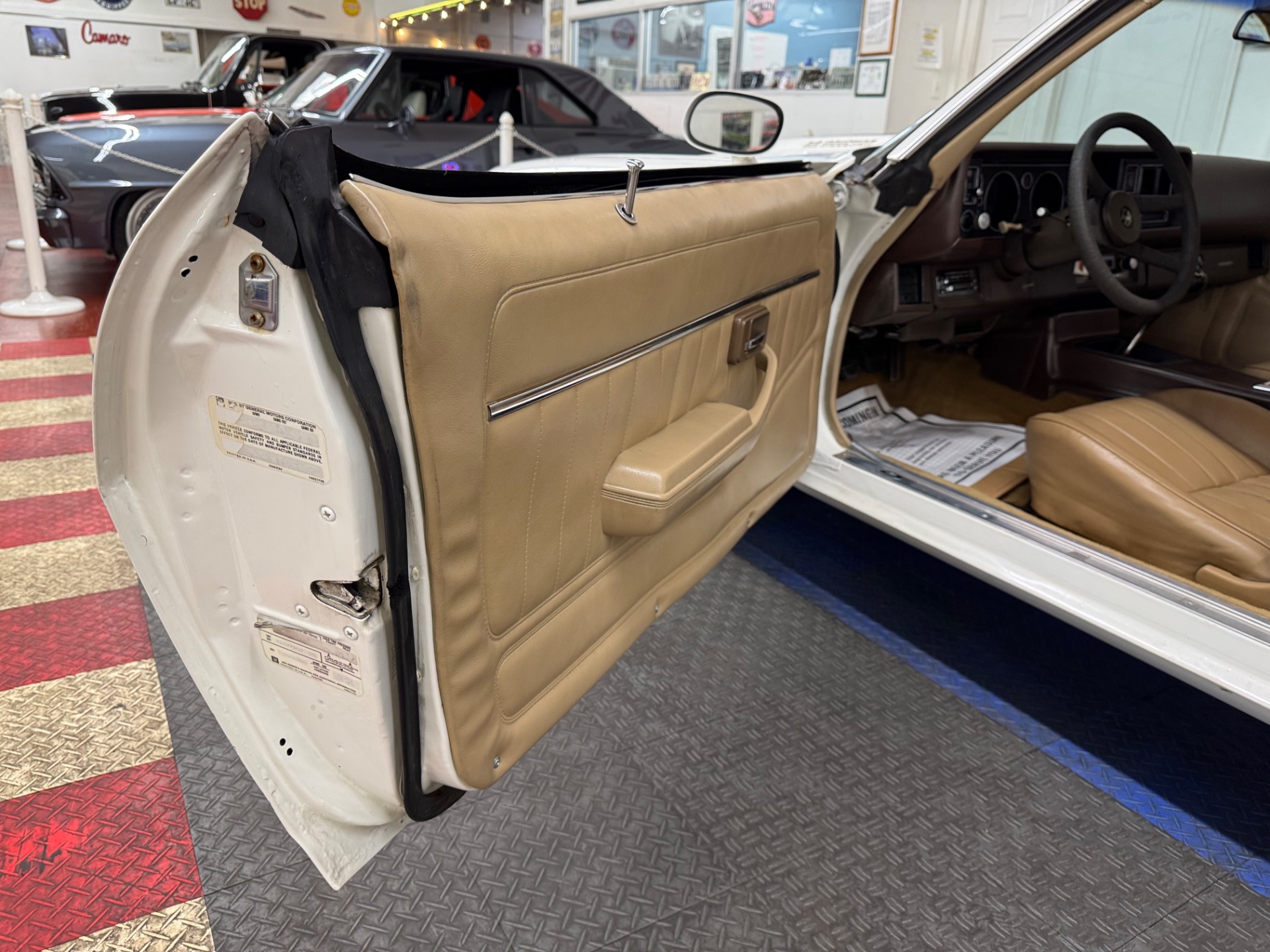 Used 1981 Chevrolet Camaro - Z/28 - 4 SPEED MANUAL - T-TOPS-SEE VIDEO | Mundelein, IL
