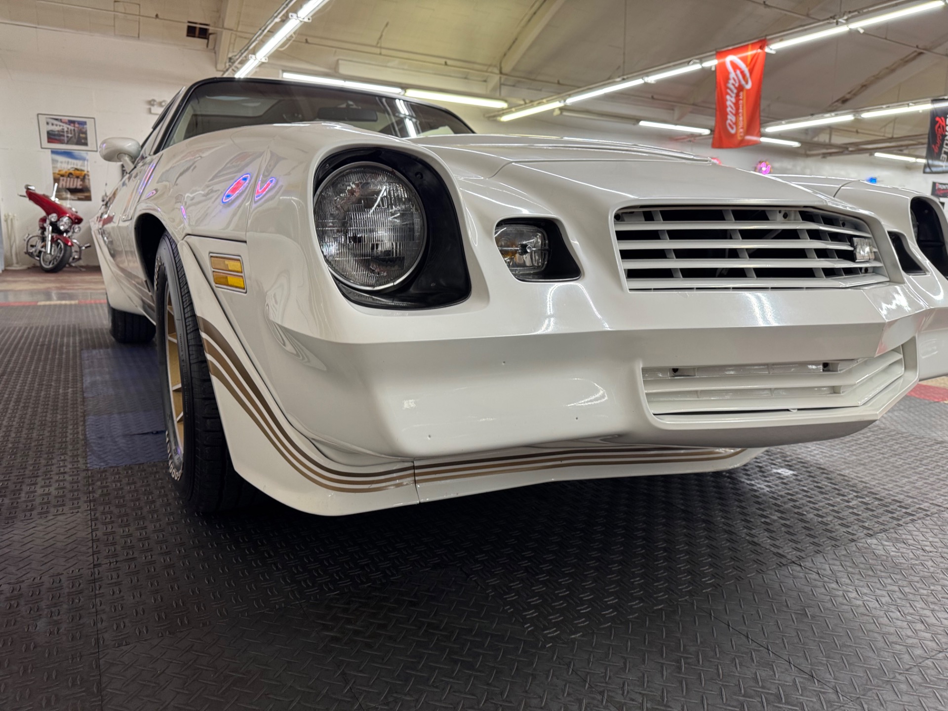 Used 1981 Chevrolet Camaro - Z/28 - 4 SPEED MANUAL - T-TOPS-SEE VIDEO | Mundelein, IL