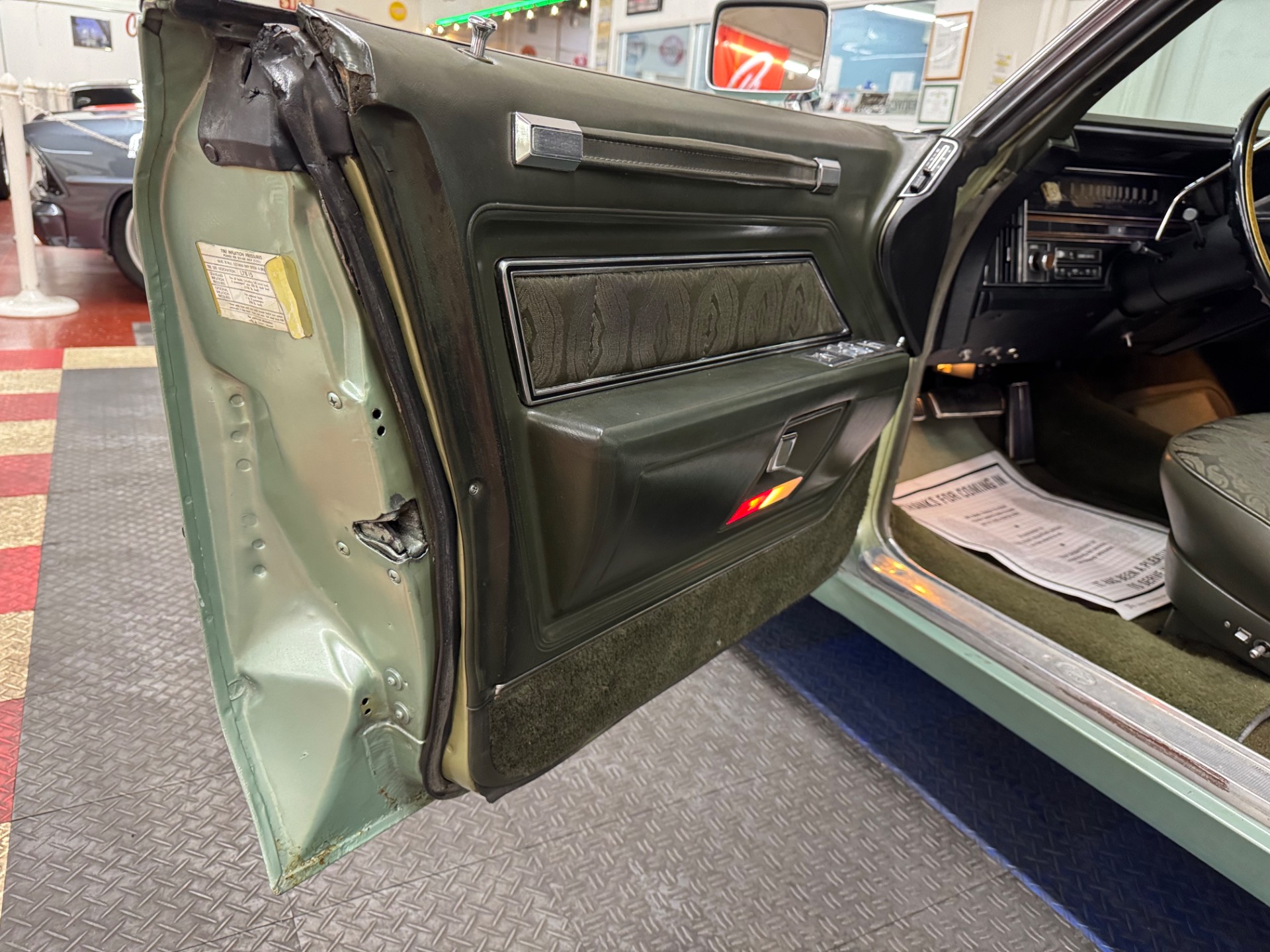 Used 1969 Cadillac DeVille - 4 DOOR HARDTOP - SAME OWNER FOR OVER 50 YEARS -SEE VIDEO | Mundelein, IL