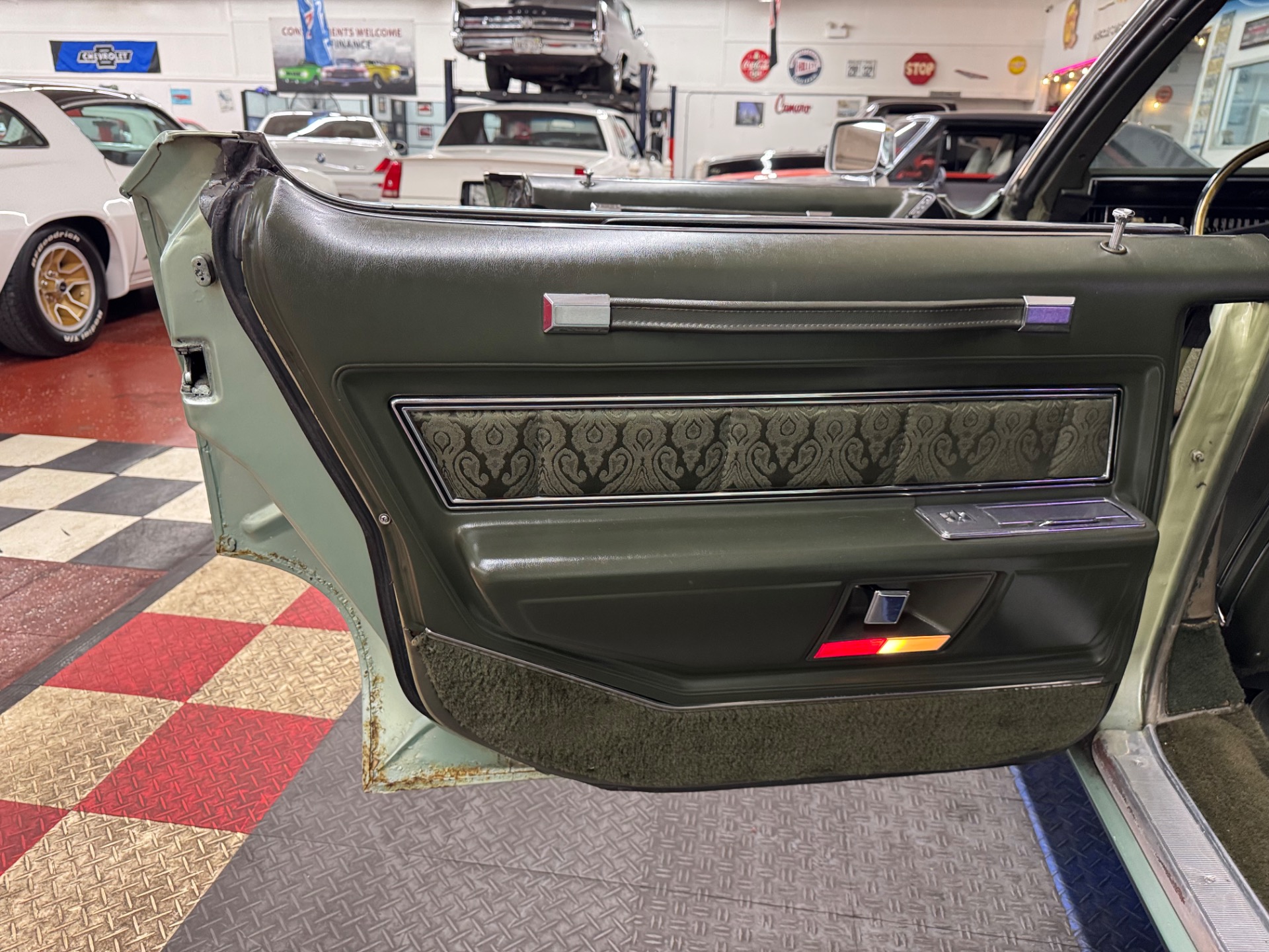 Used 1969 Cadillac DeVille - 4 DOOR HARDTOP - SAME OWNER FOR OVER 50 YEARS -SEE VIDEO | Mundelein, IL