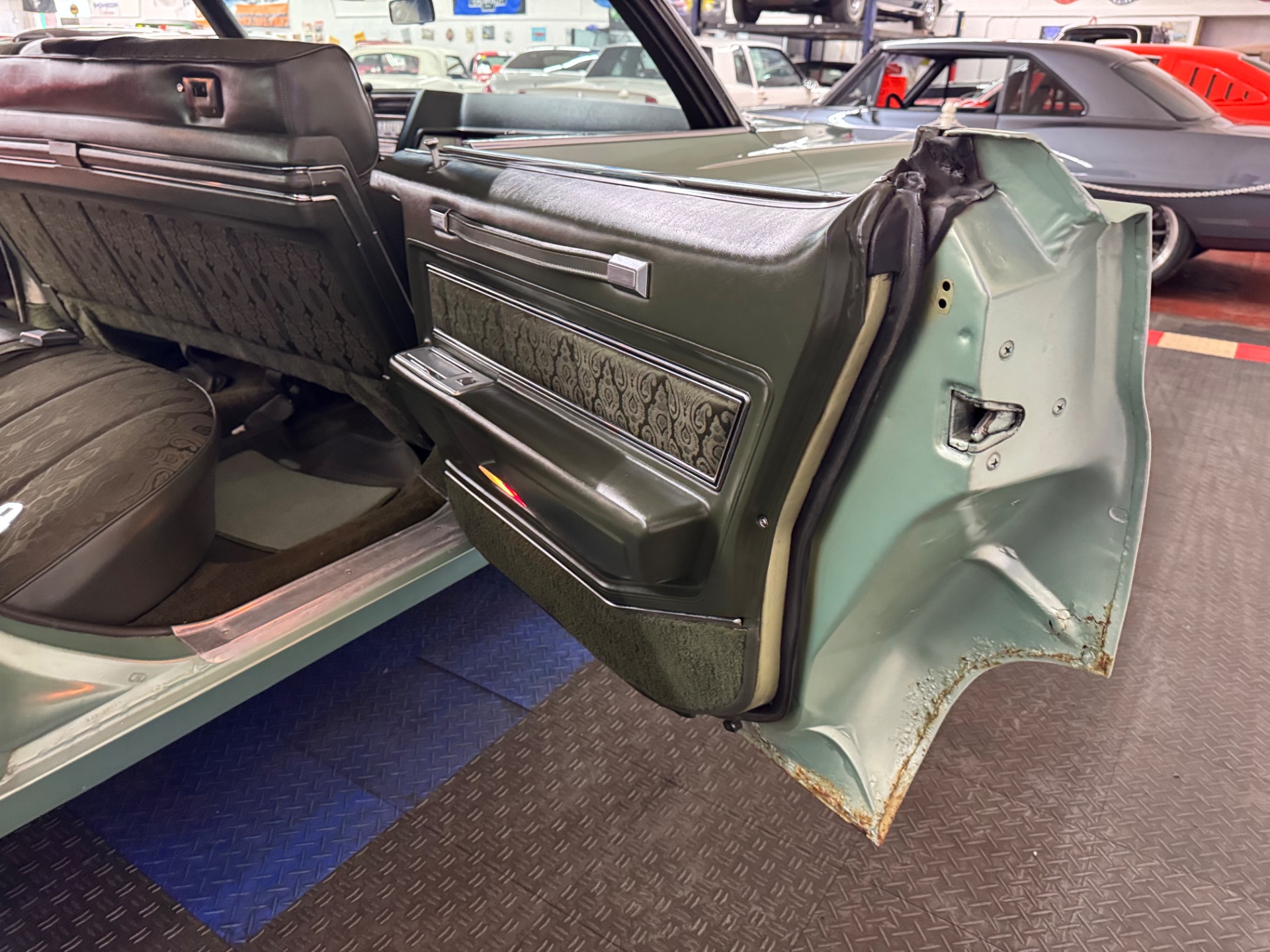 Used 1969 Cadillac DeVille - 4 DOOR HARDTOP - SAME OWNER FOR OVER 50 YEARS -SEE VIDEO | Mundelein, IL
