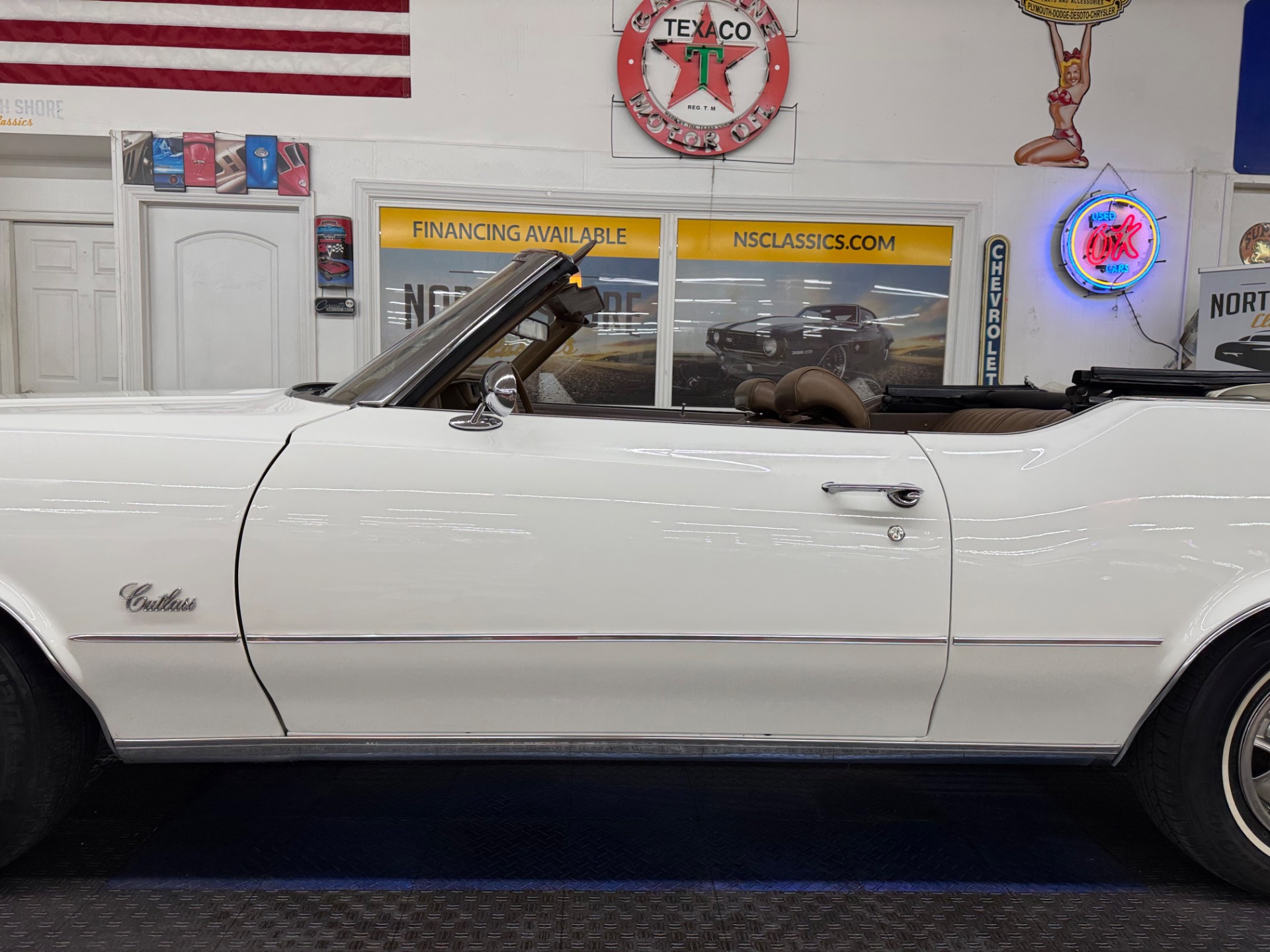 Used 1972 Oldsmobile Cutlass - CONVERTIBLE - SAME OWNER FOR 30 YEARS -SEE VIDEO | Mundelein, IL
