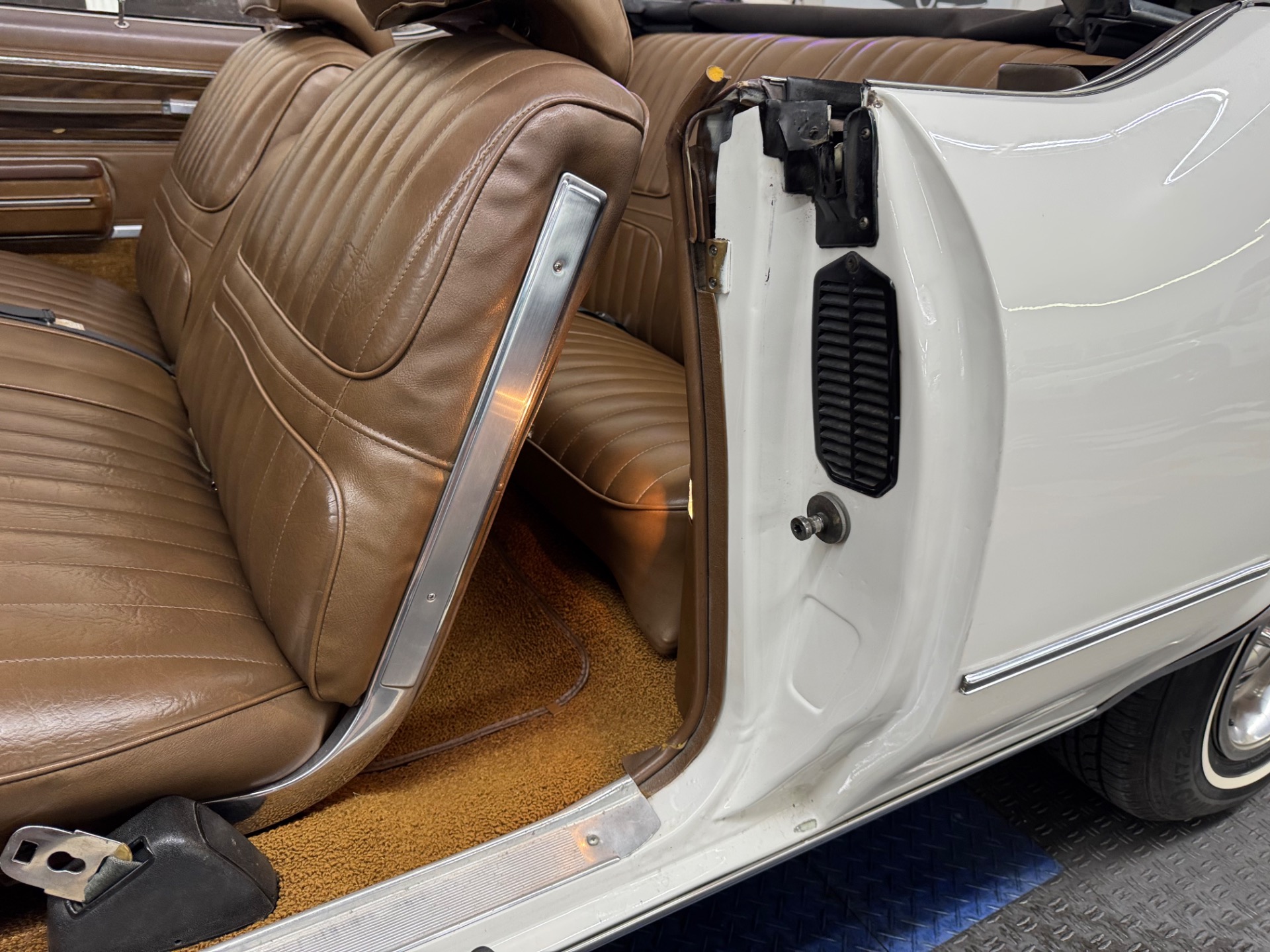 Used 1972 Oldsmobile Cutlass - CONVERTIBLE - SAME OWNER FOR 30 YEARS -SEE VIDEO | Mundelein, IL