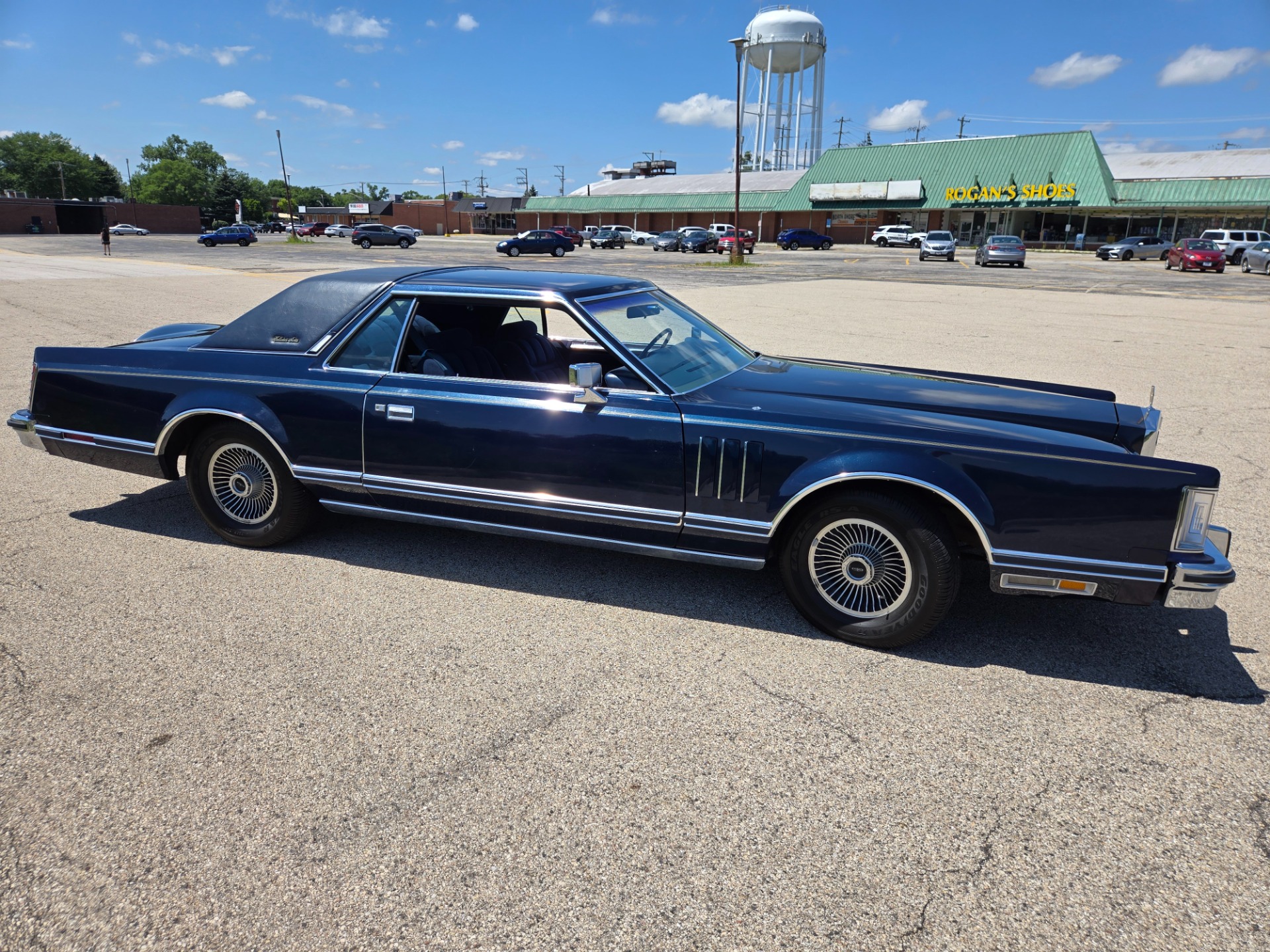 Used 1979 Lincoln Continental - MARK V - VERY LOW MILES - ORIGINAL CONDITION - | Mundelein, IL