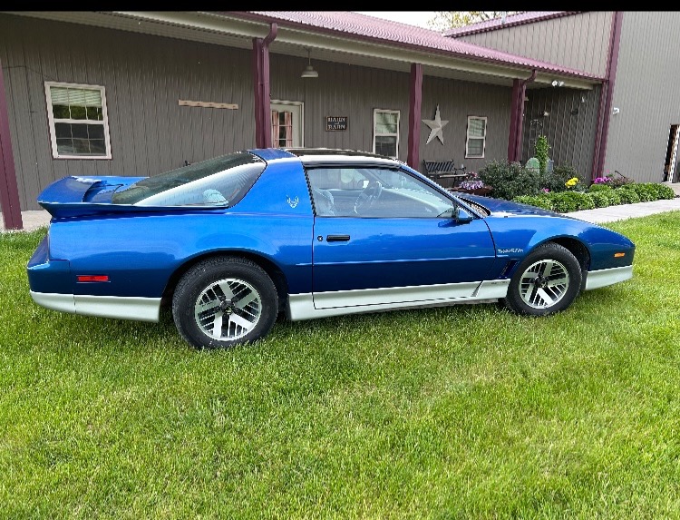 Used 1987 Pontiac Firebird Trans Am -1 OWNER SINCE NEW-T-TOPS | Mundelein, IL