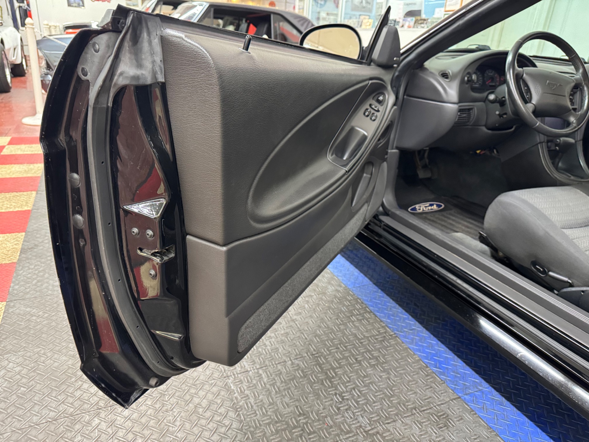 Used 2004 Ford Mustang - GT Deluxe - Coupe -SEE VIDEO | Mundelein, IL