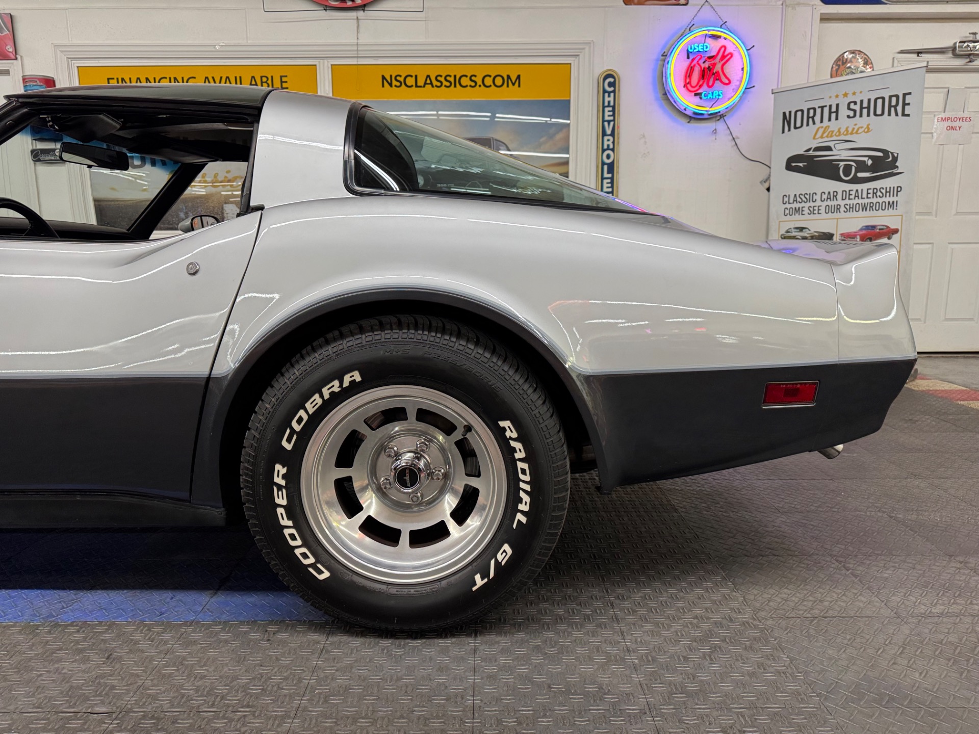 Used 1981 Chevrolet Corvette Resto Mod Chevy Crate 350 | Mundelein, IL