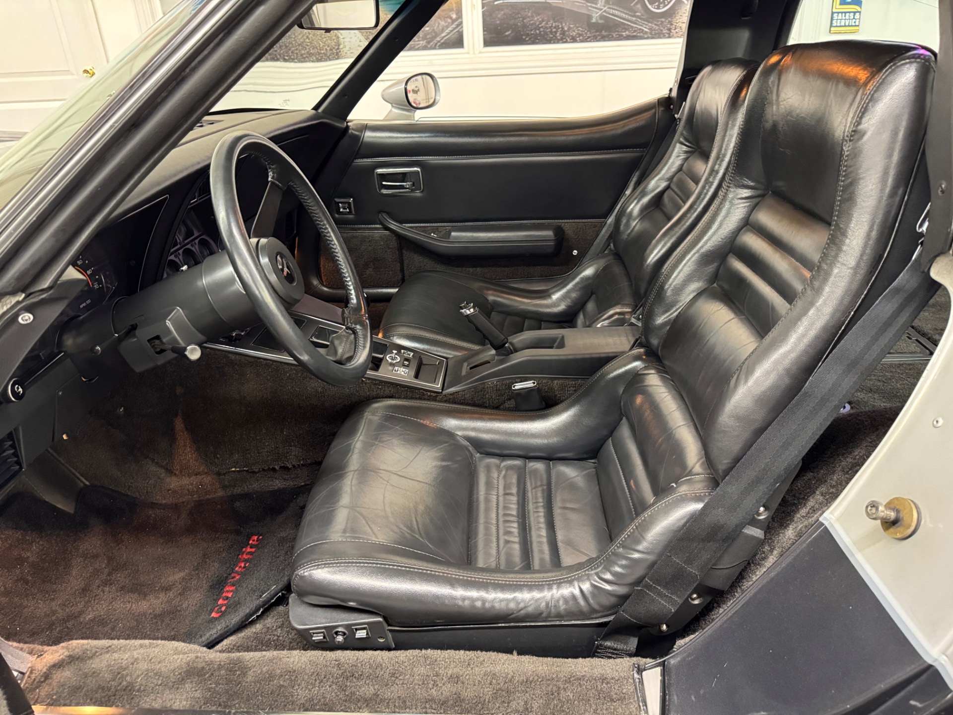 Used 1981 Chevrolet Corvette Resto Mod Chevy Crate 350 | Mundelein, IL