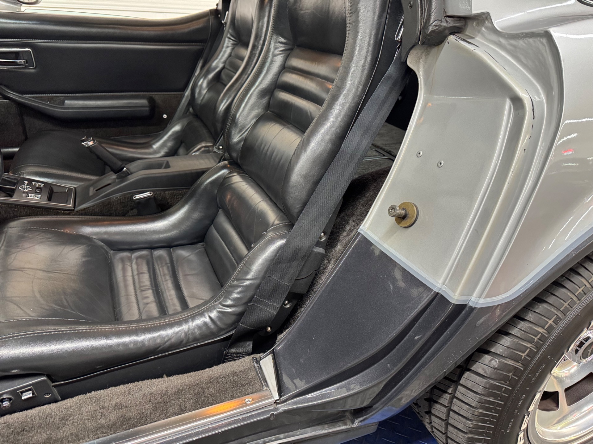 Used 1981 Chevrolet Corvette Resto Mod Chevy Crate 350 | Mundelein, IL