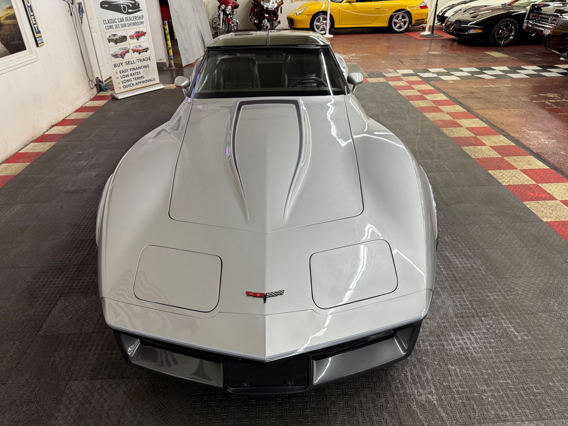 Used 1981 Chevrolet Corvette Resto Mod Chevy Crate 350 | Mundelein, IL