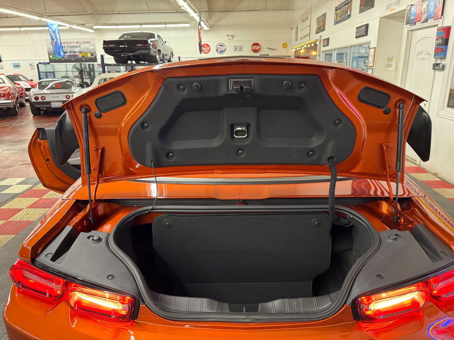 Used 2022 Chevrolet Camaro LT1 Many Dealer installed options-SEE VIDEO | Mundelein, IL
