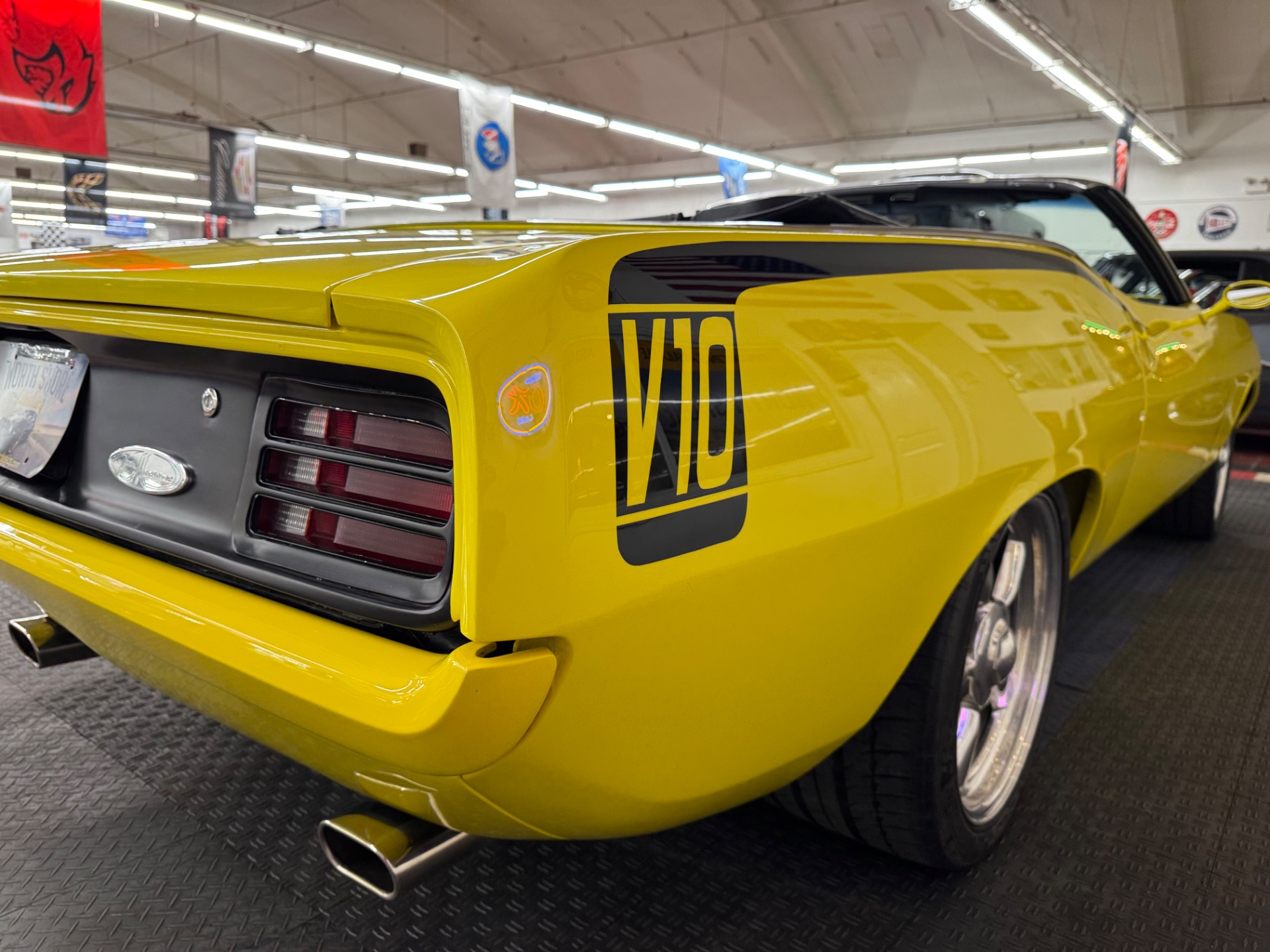 Used 1970 Plymouth Barracuda Full Custom Viper Powered Cuda Magazine Car-SEE VIDEO | Mundelein, IL
