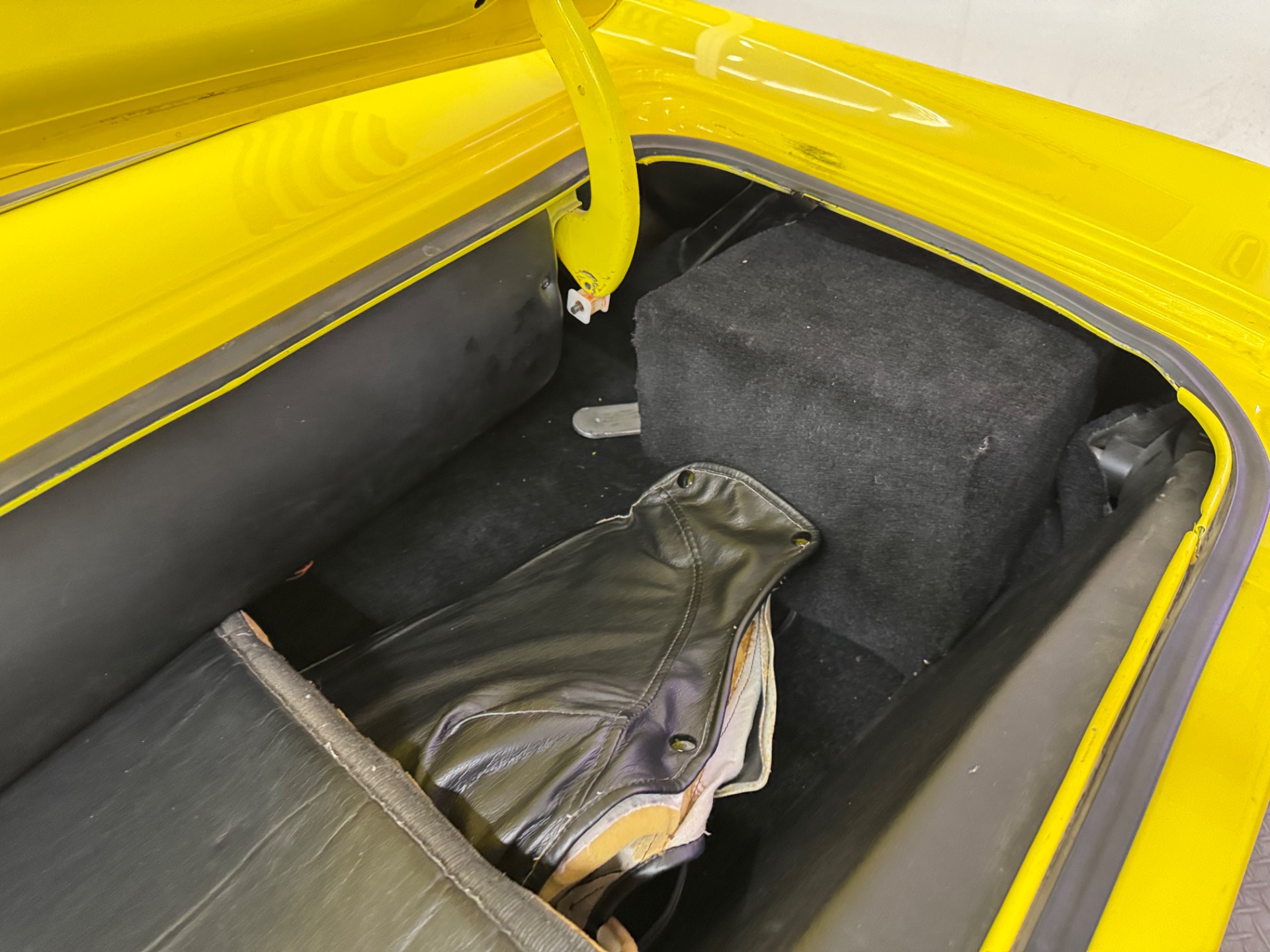 Used 1970 Plymouth Barracuda Full Custom Viper Powered Cuda Magazine Car-SEE VIDEO | Mundelein, IL