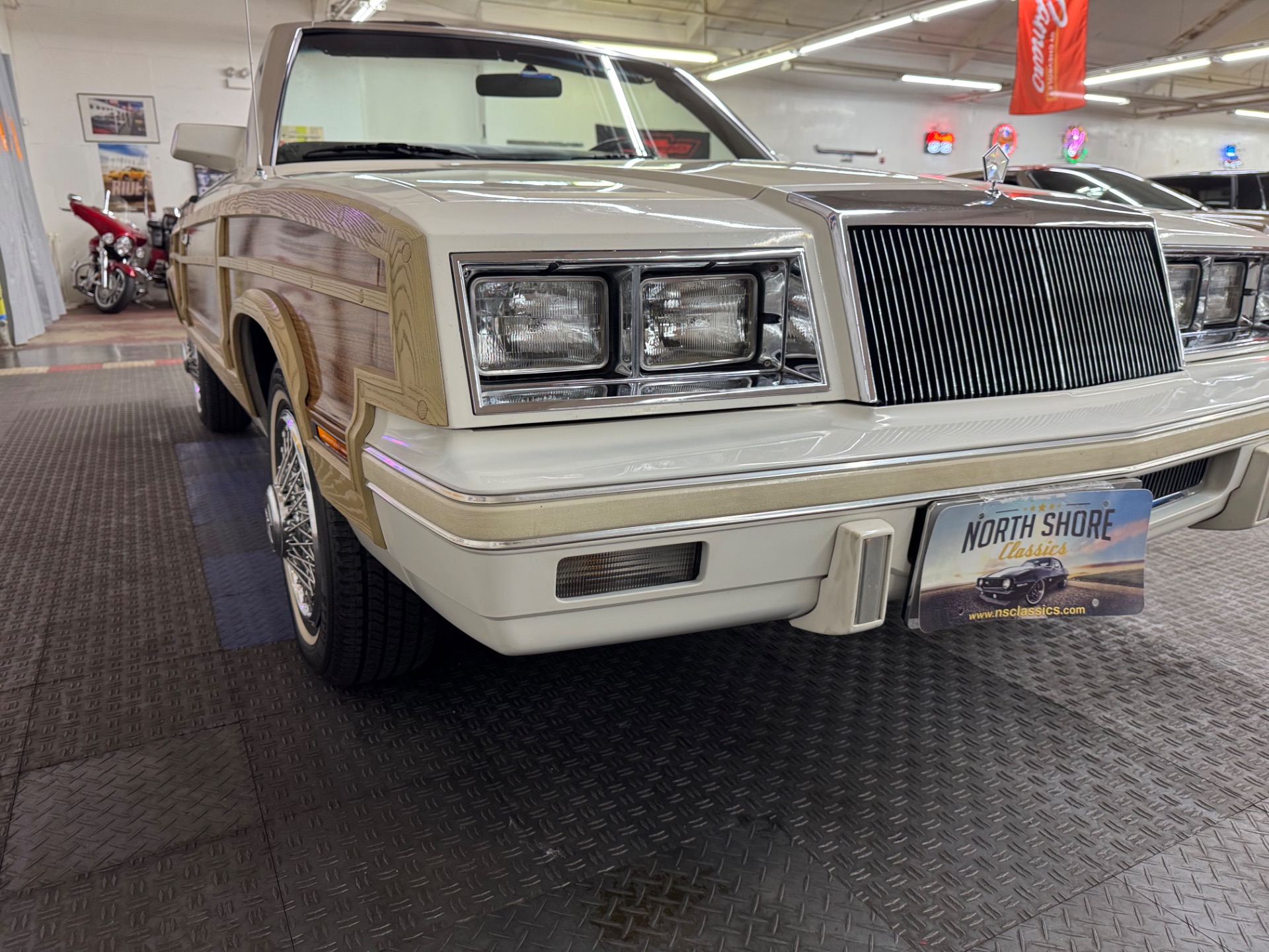 Used 1984 Chrysler Le Baron - Mark Cross Town and Country - SEE VIDEO | Mundelein, IL
