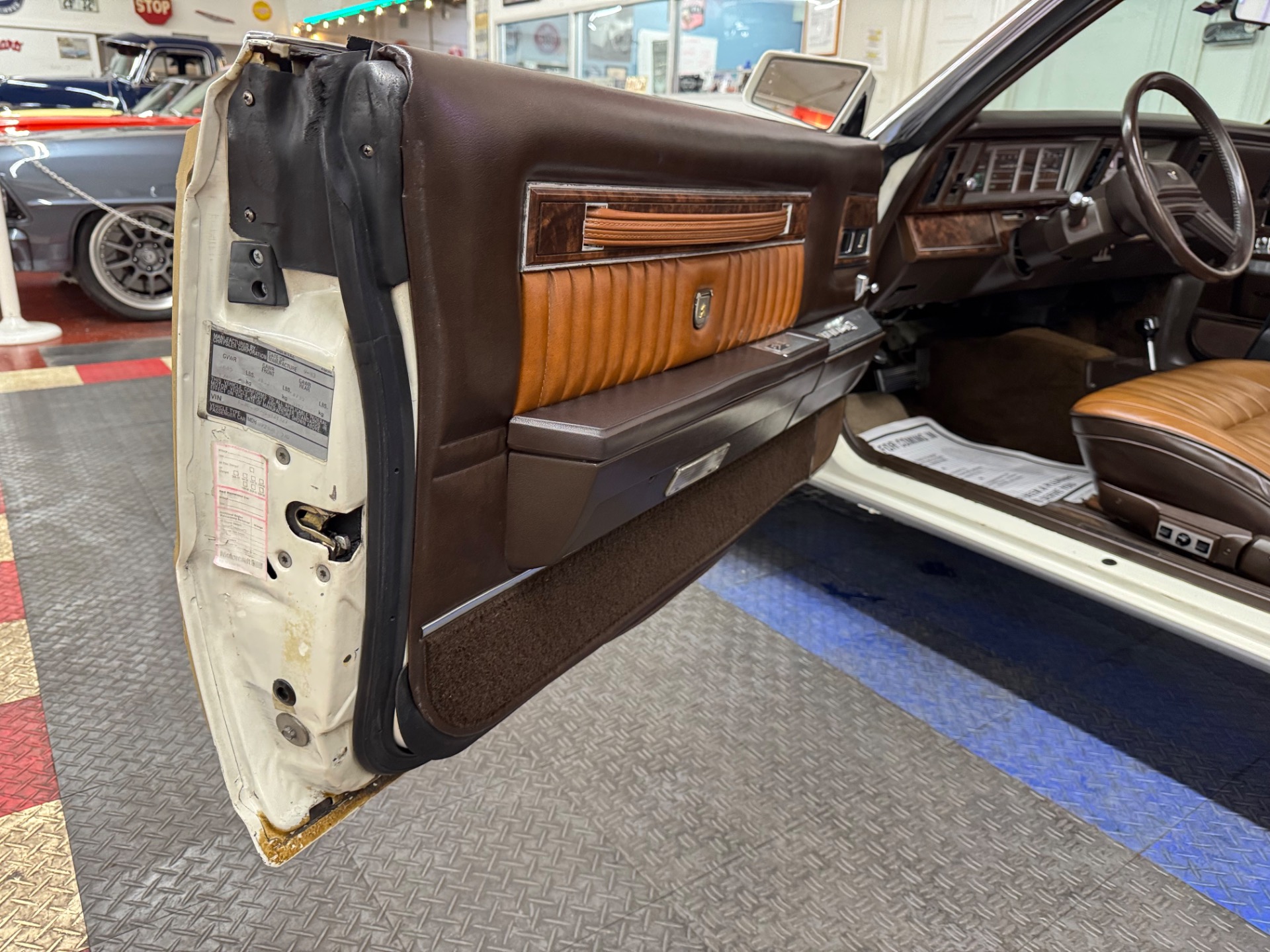 Used 1984 Chrysler Le Baron - Mark Cross Town and Country - SEE VIDEO | Mundelein, IL