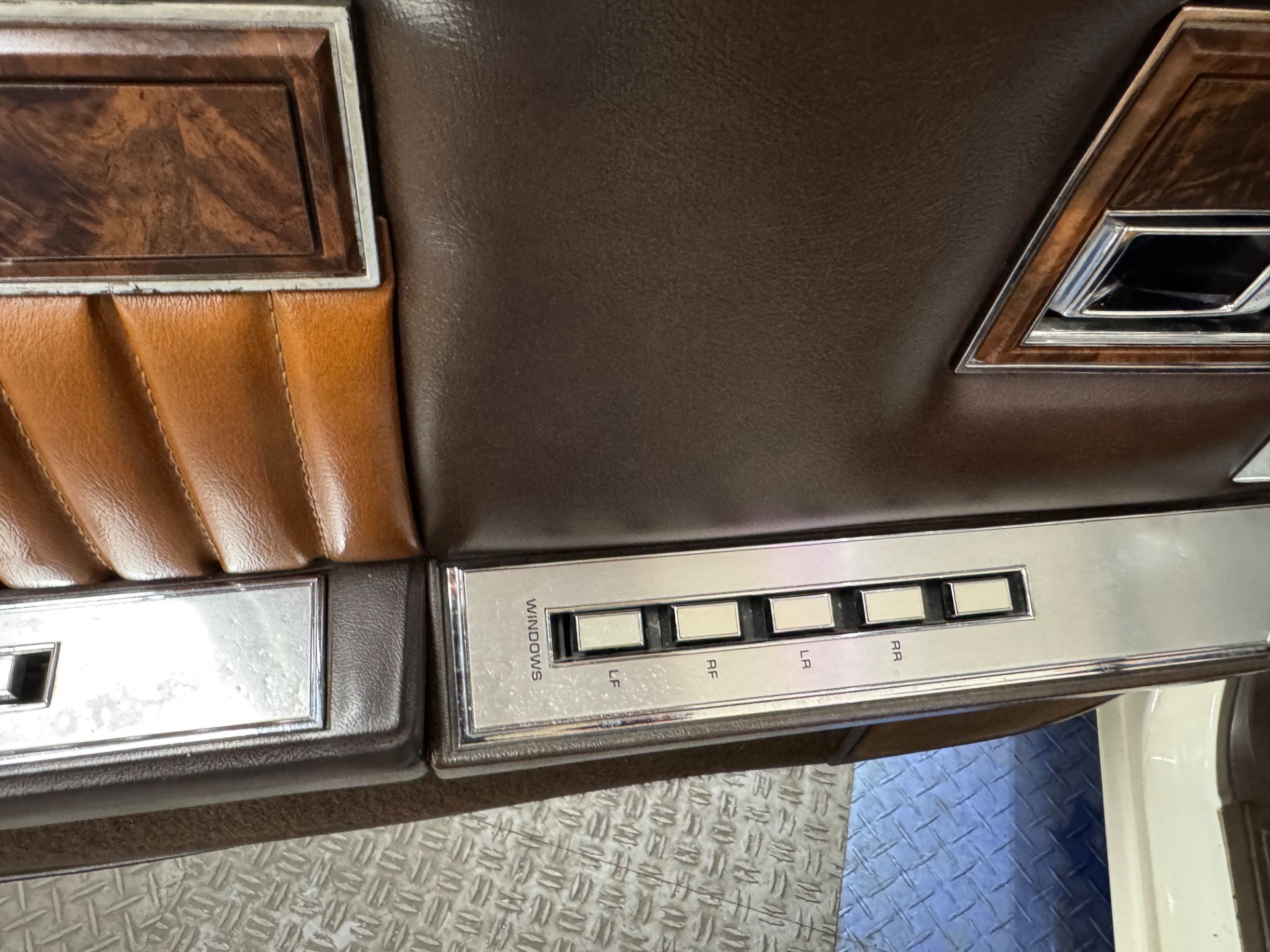 Used 1984 Chrysler Le Baron - Mark Cross Town and Country - SEE VIDEO | Mundelein, IL