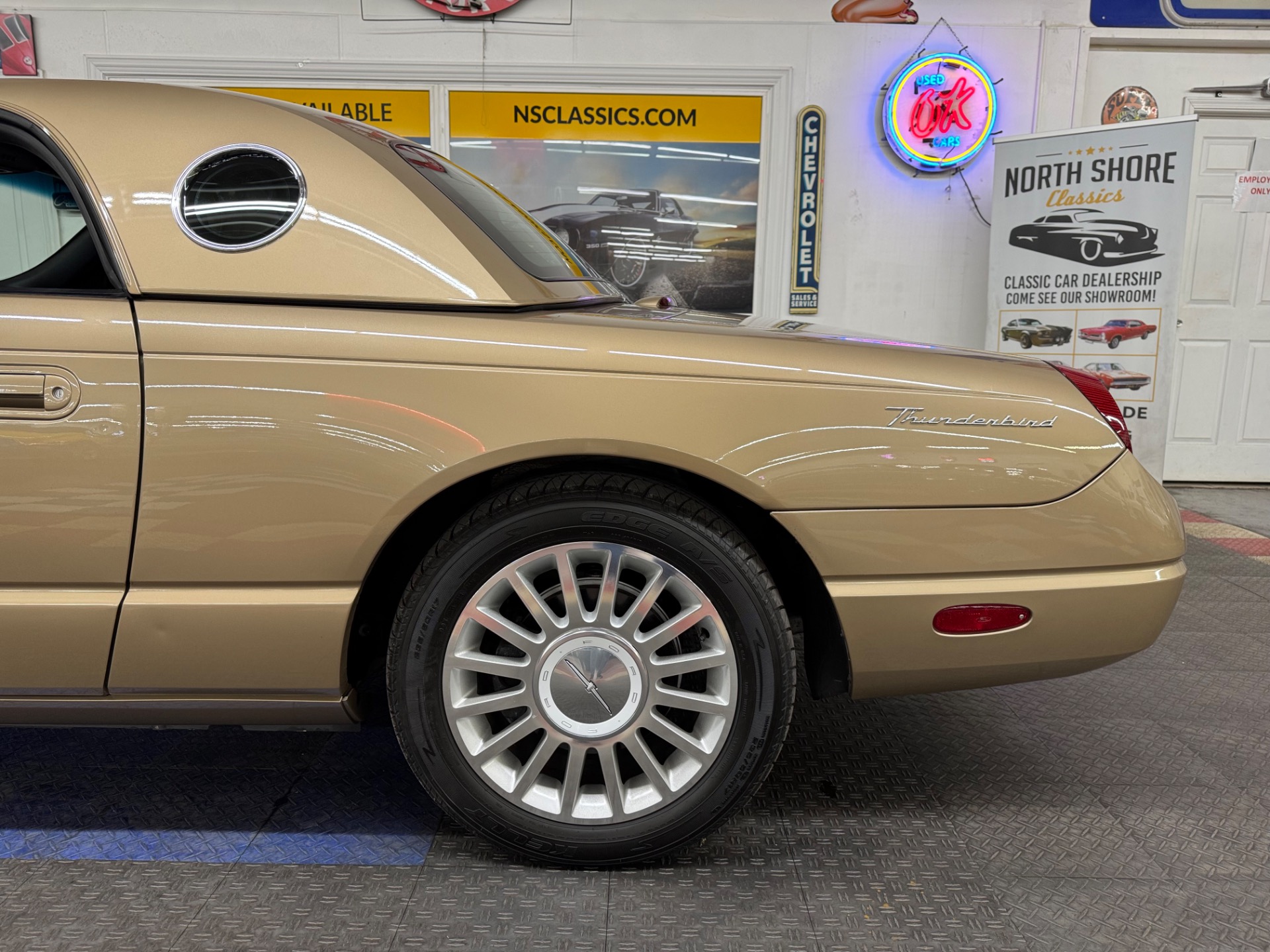 Used 2005 Ford Thunderbird - DELUXE - 50TH ANNIVERSARY EDITION - LOW MILES -SEE VIDEO | Mundelein, IL
