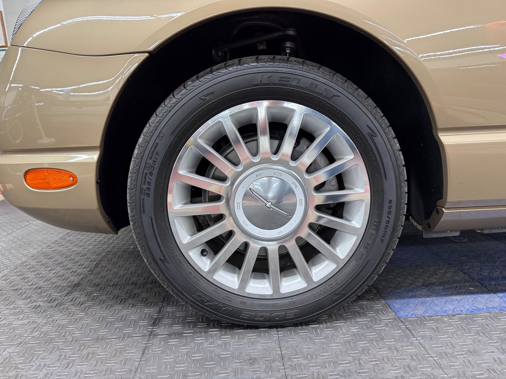 Used 2005 Ford Thunderbird - DELUXE - 50TH ANNIVERSARY EDITION - LOW MILES -SEE VIDEO | Mundelein, IL