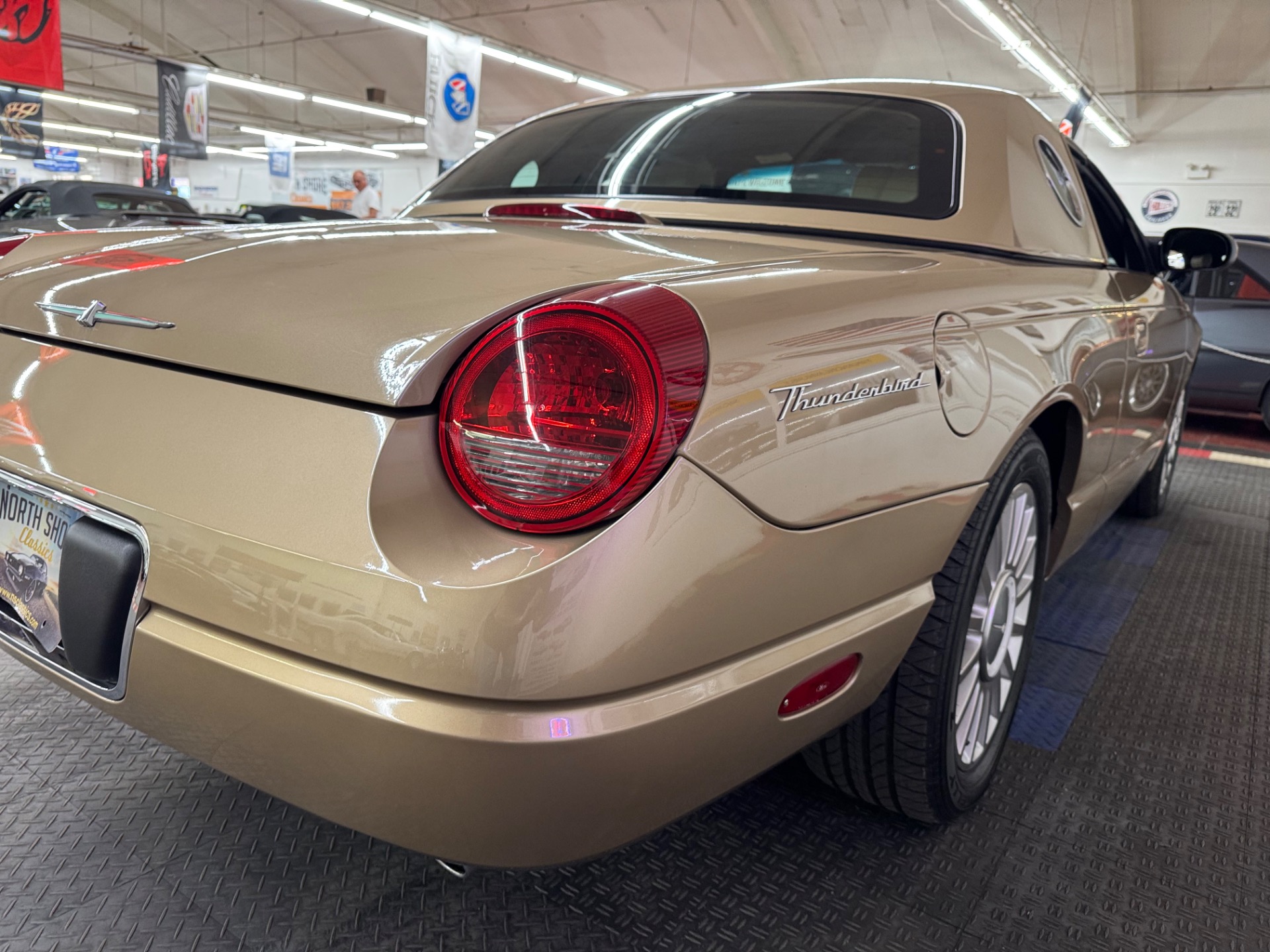 Used 2005 Ford Thunderbird - DELUXE - 50TH ANNIVERSARY EDITION - LOW MILES -SEE VIDEO | Mundelein, IL
