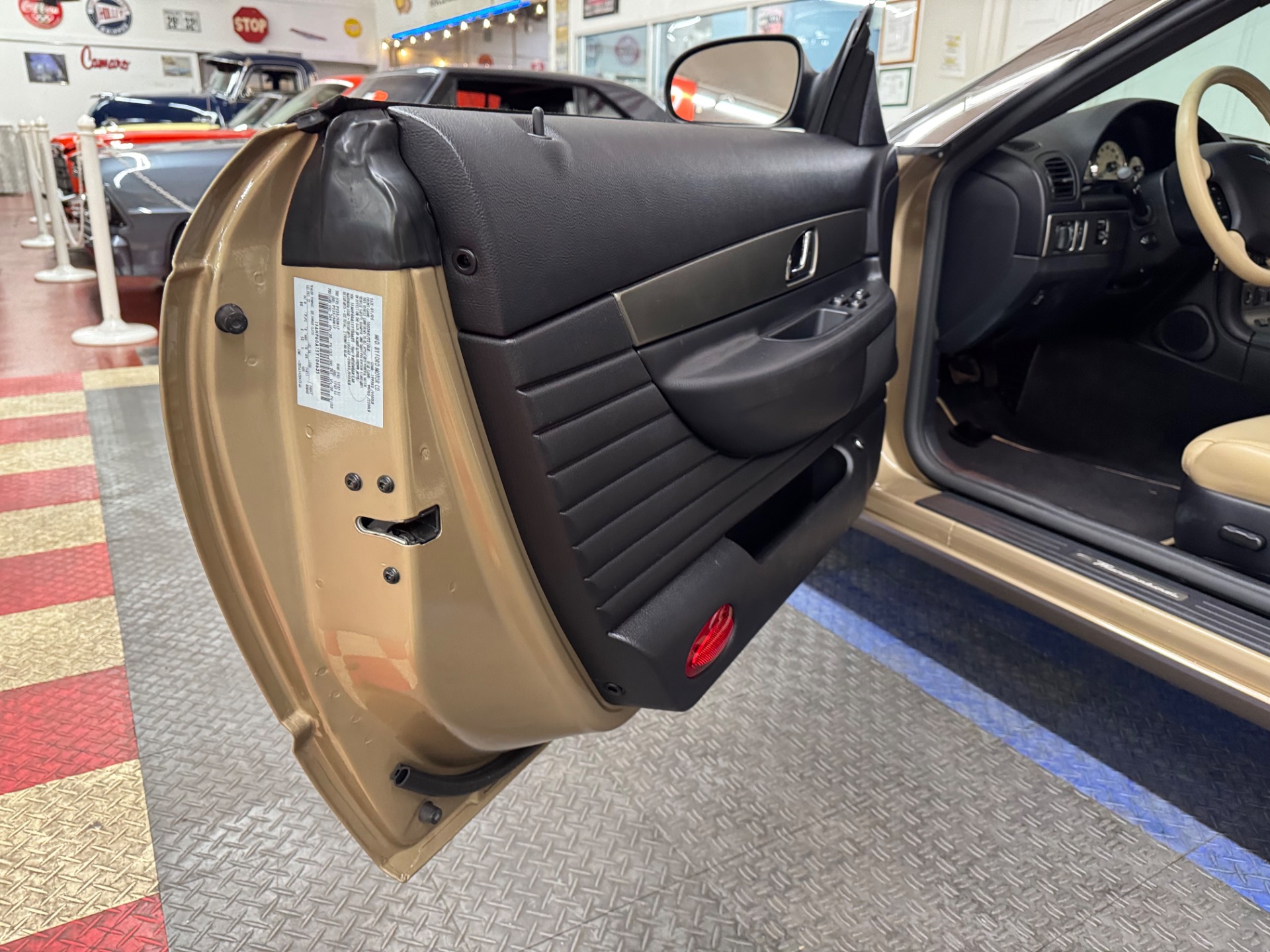 Used 2005 Ford Thunderbird - DELUXE - 50TH ANNIVERSARY EDITION - LOW MILES -SEE VIDEO | Mundelein, IL