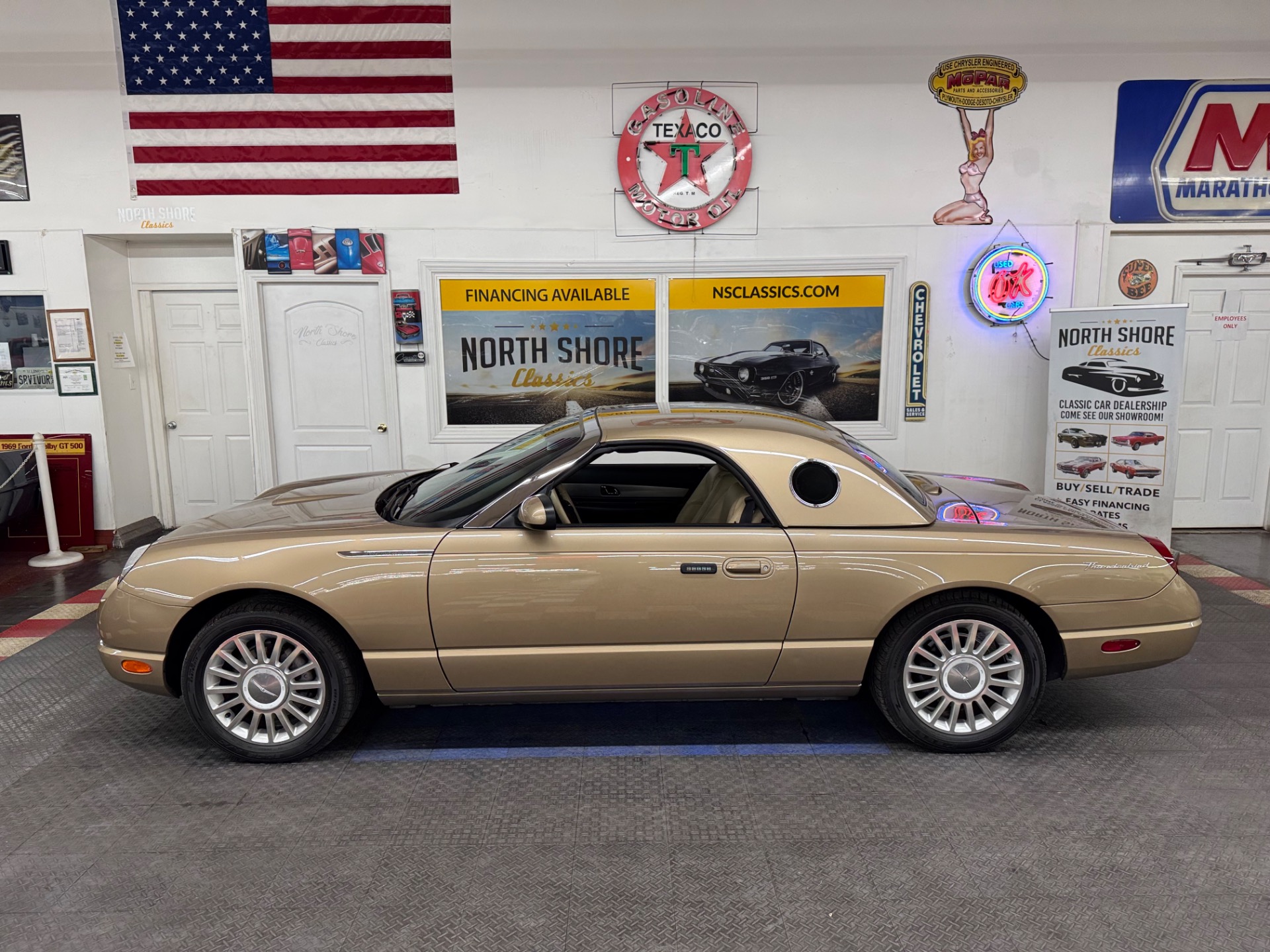 Used 2005 Ford Thunderbird - DELUXE - 50TH ANNIVERSARY EDITION - LOW MILES -SEE VIDEO | Mundelein, IL