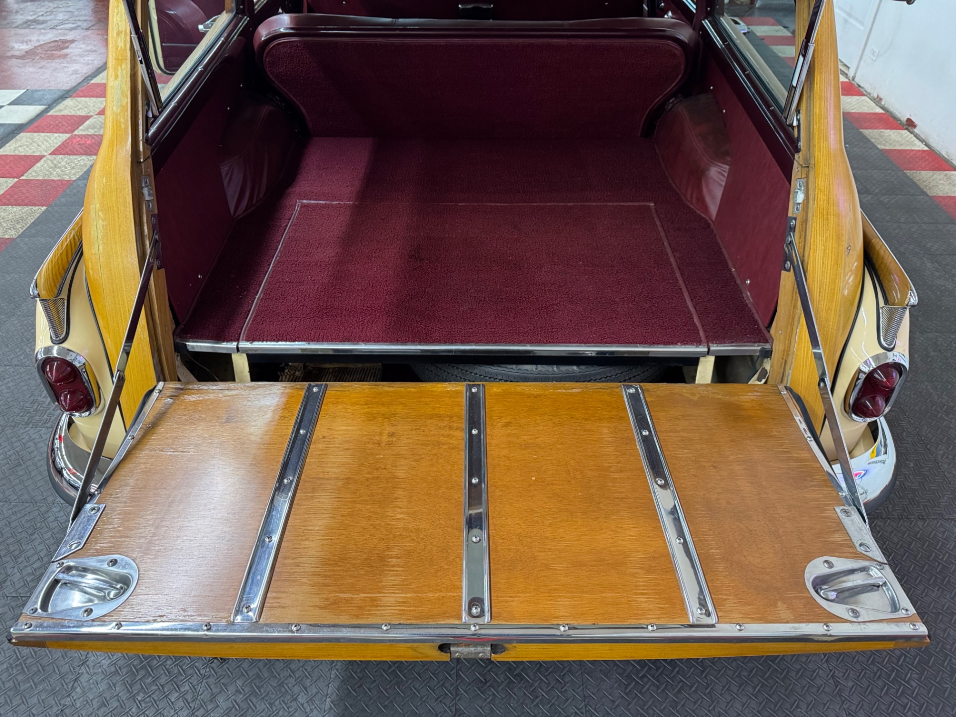Used 1952 Buick Super - ESTATE WAGON WOODY - MODERN A/C -SEE VIDEO | Mundelein, IL