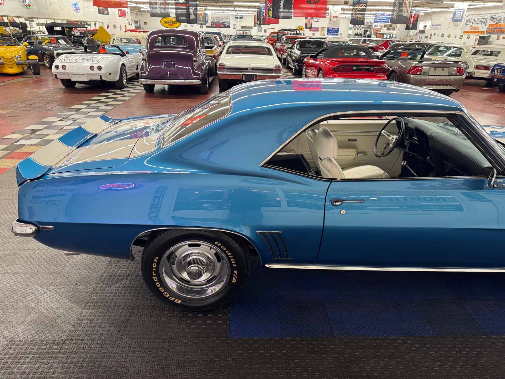 Used 1969 Chevrolet Camaro - Z/28 - HIGH QUALITY RESTORATION - | Mundelein, IL