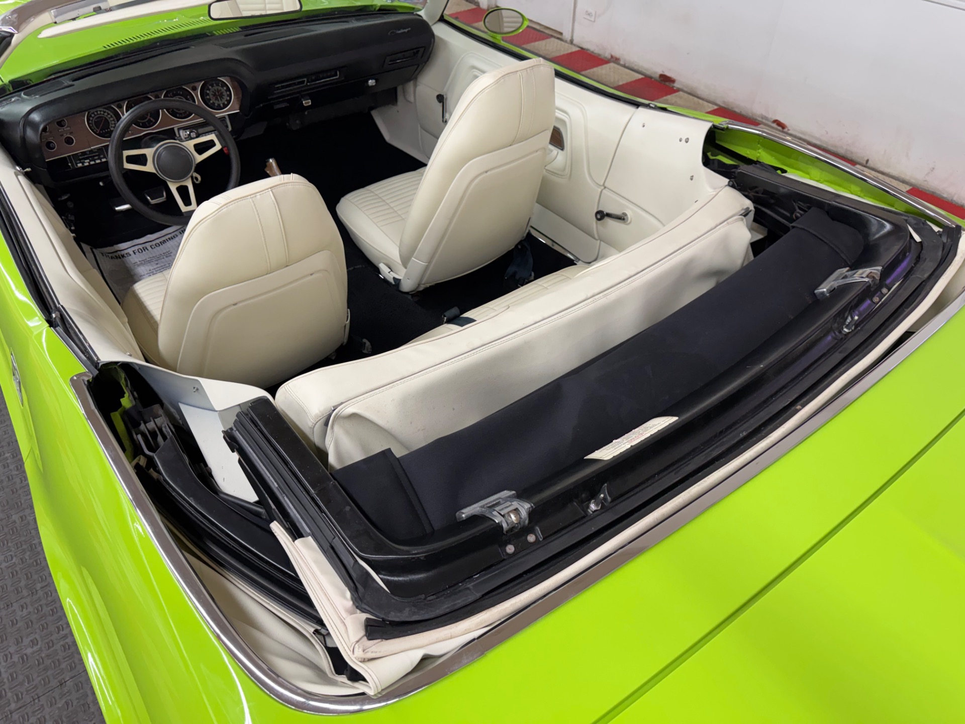 1970 Dodge Challenger 28