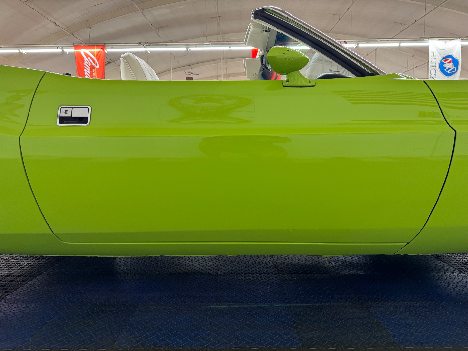 1970 Dodge Challenger 39