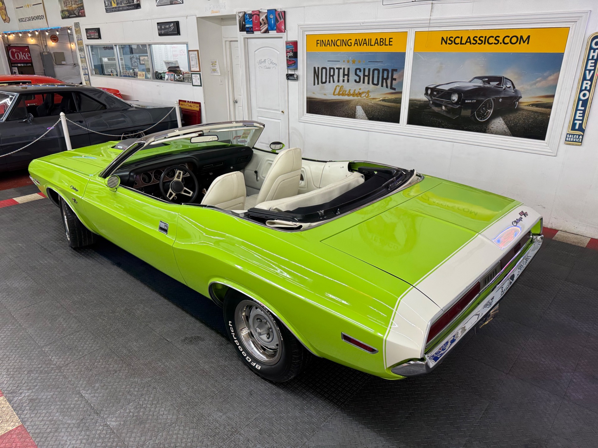 1970 Dodge Challenger 4