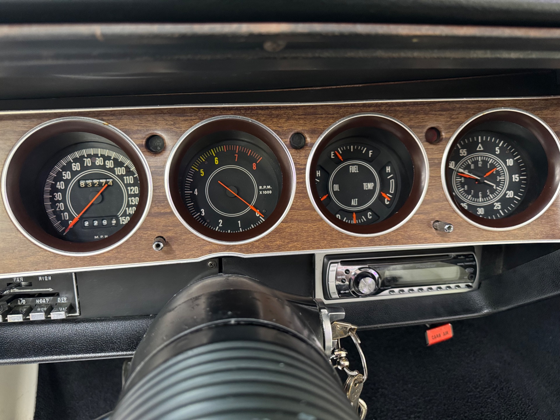 1970 Dodge Challenger 55