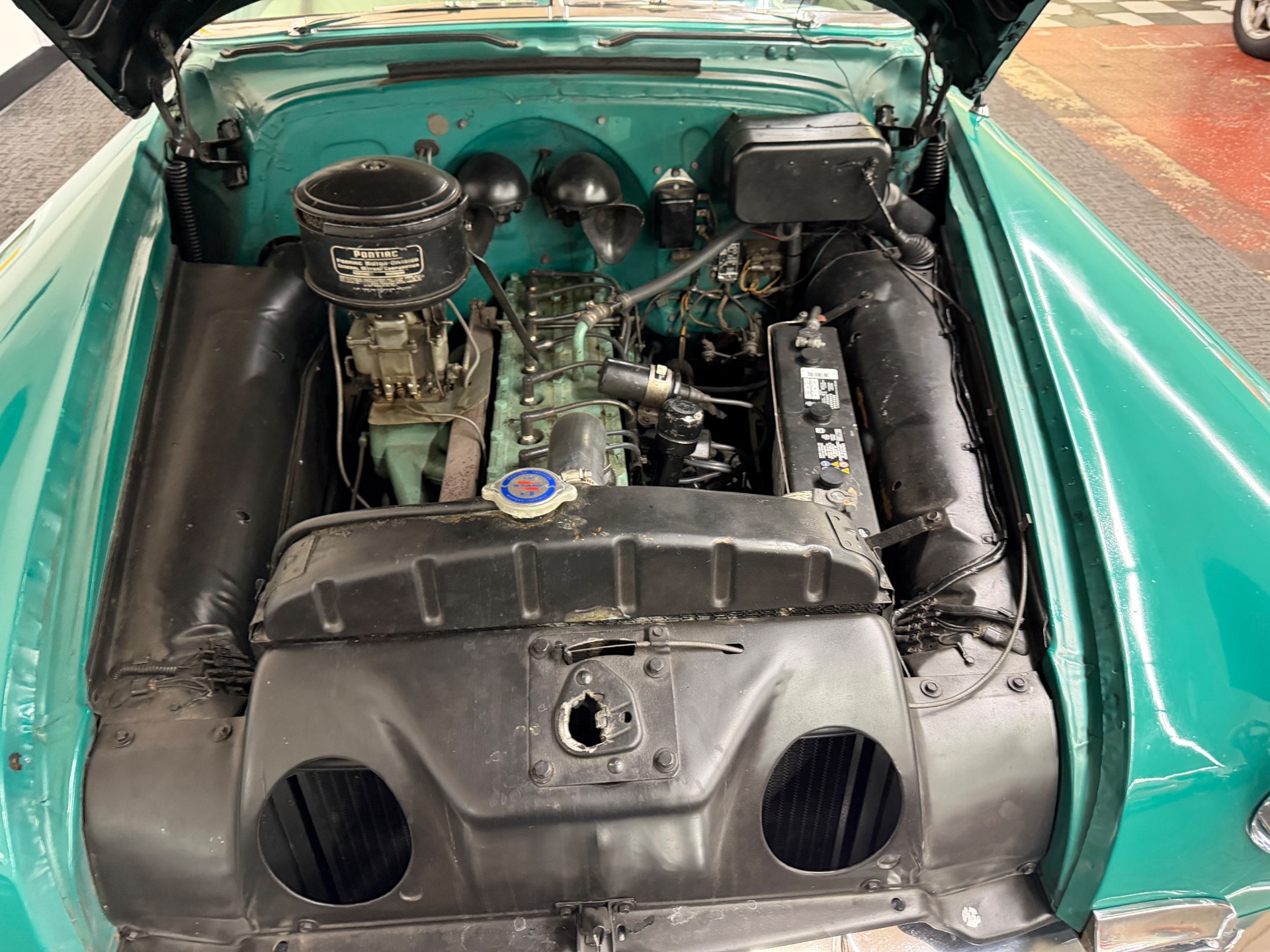 1952 PONTIAC CATALINA 61