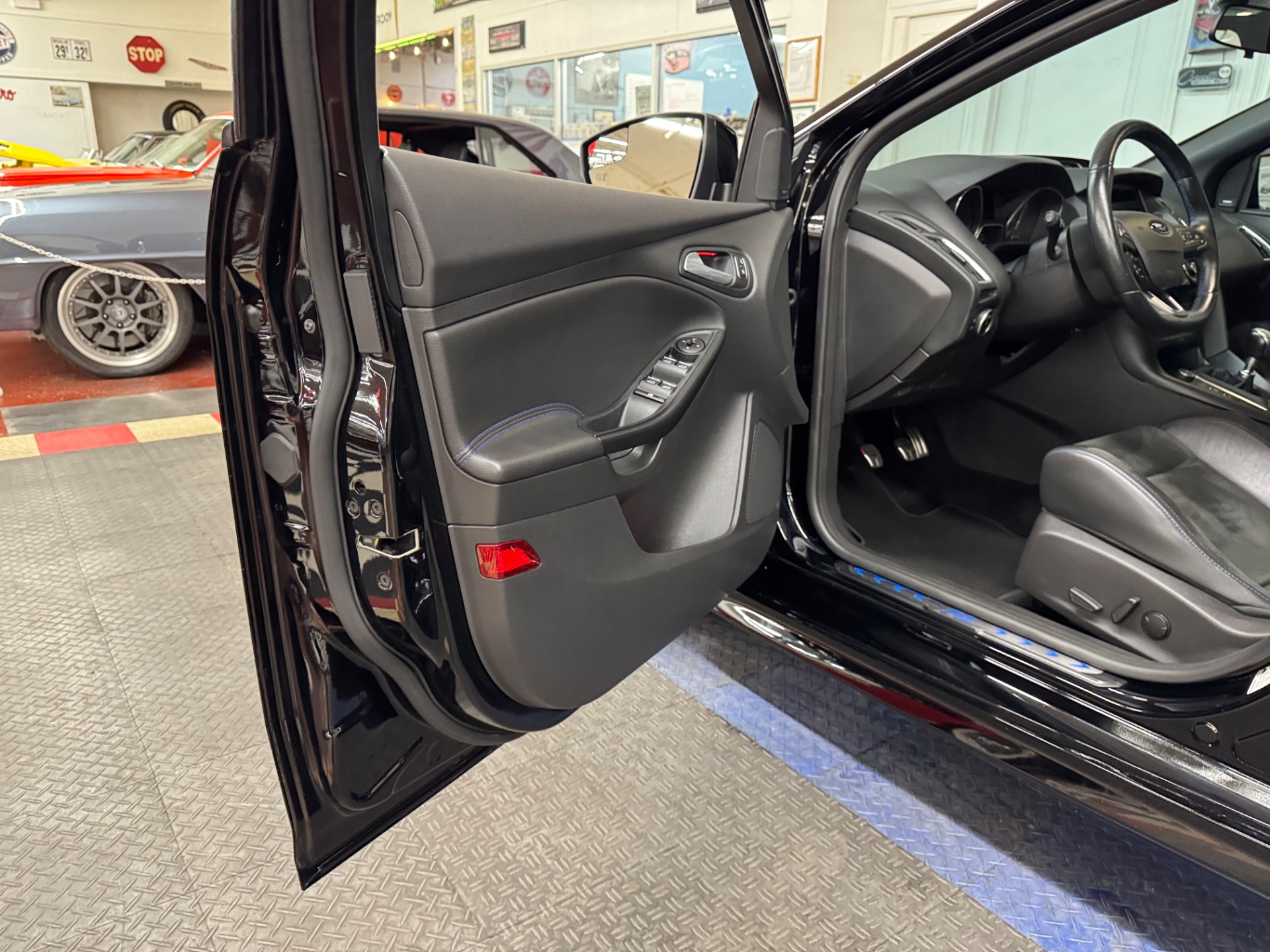 Used 2017 Ford Focus RS Sunroof-SEE VIDEO | Mundelein, IL