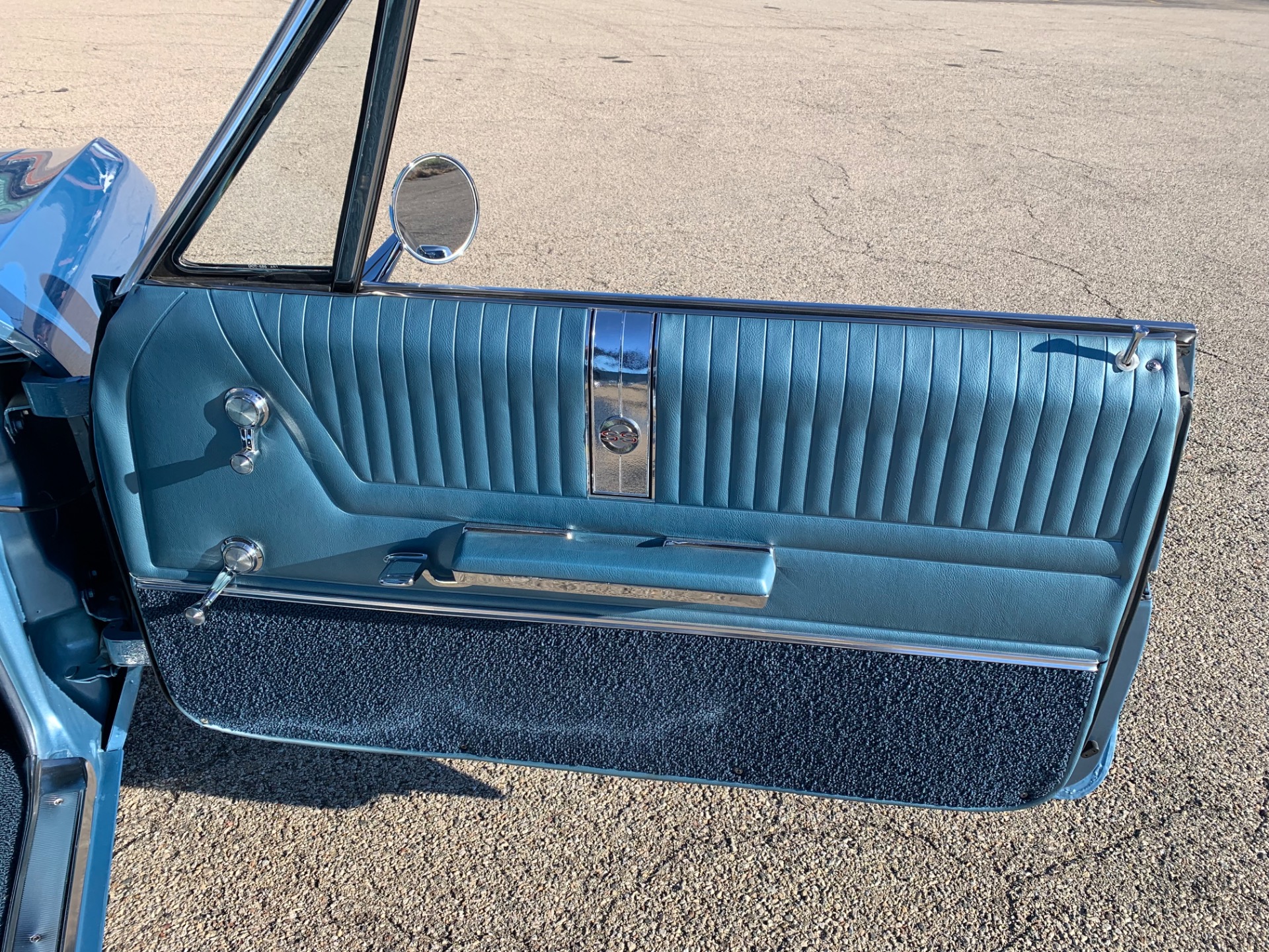 Used 1965 Chevrolet Impala - SHOW QUALITY - PRO TOURING BUILD - 454 ENGINE - | Mundelein, IL