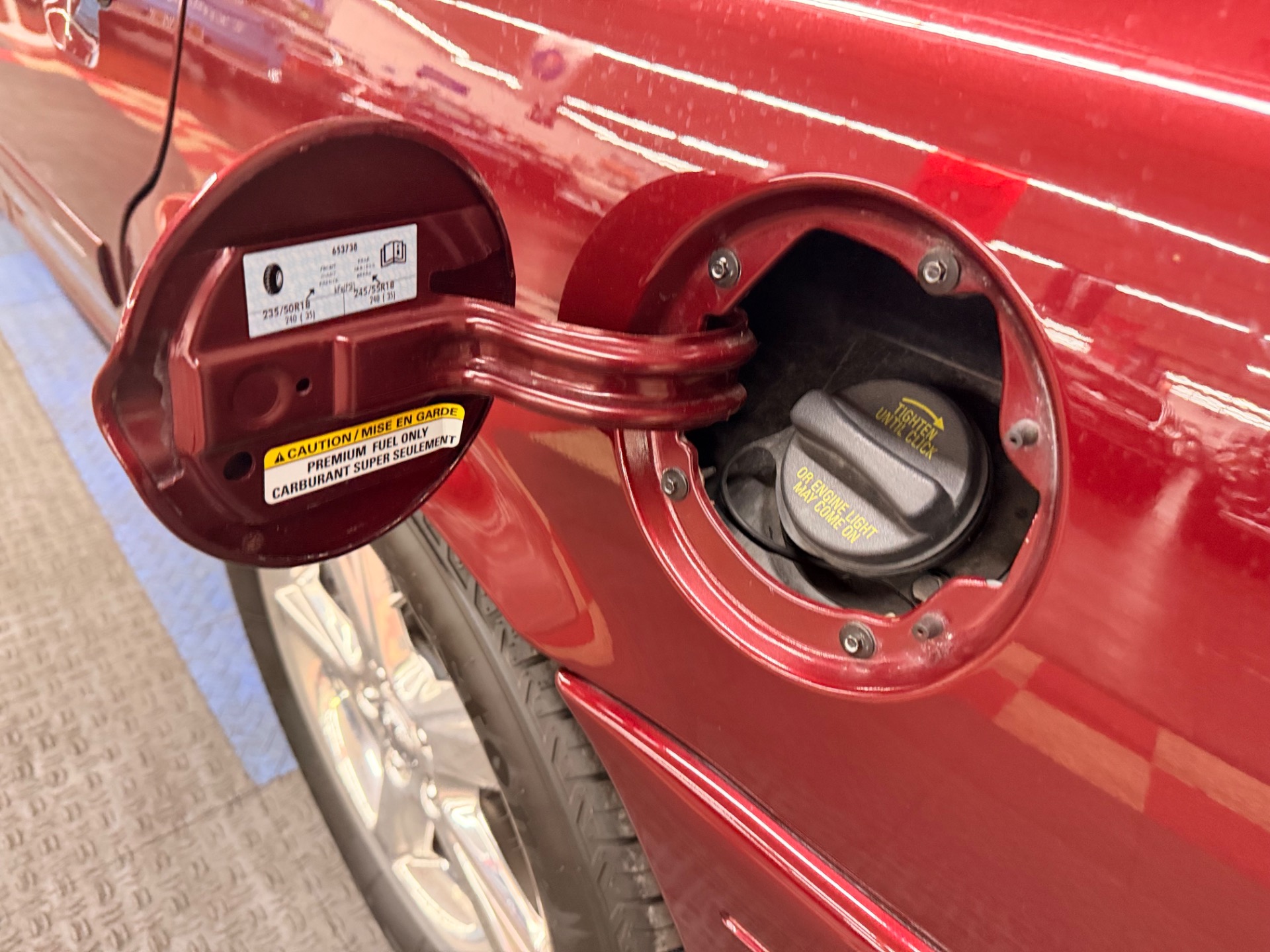 Used 2004 Mercury Marauder - LOW ORIGINAL MILES  - RARE COLOR-SEE VIDEO | Mundelein, IL