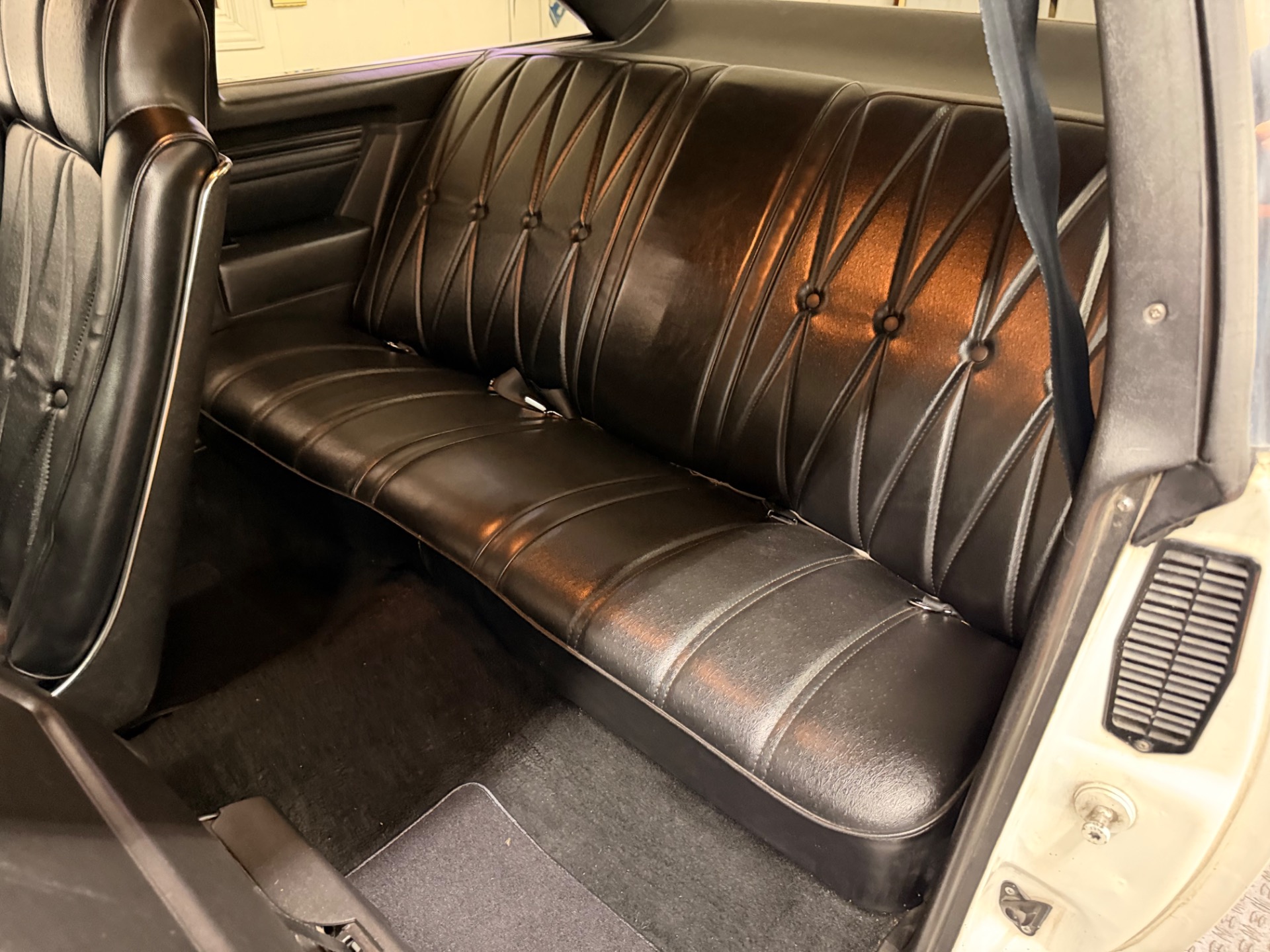 Used 1978 Oldsmobile Cutlass Salon - Original Survivor -  Low Miles - Very Clean -SEE VIDEO | Mundelein, IL