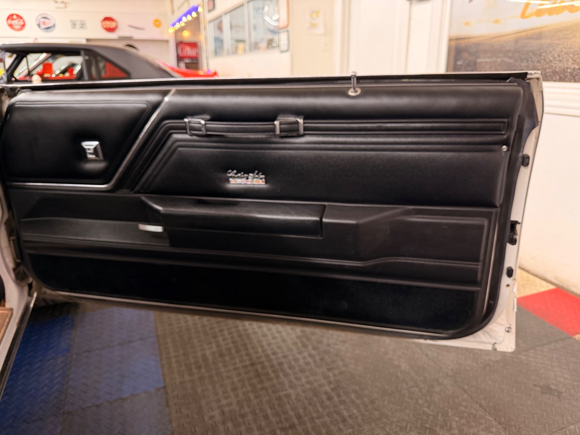 Used 1978 Oldsmobile Cutlass Salon - Original Survivor -  Low Miles - Very Clean -SEE VIDEO | Mundelein, IL