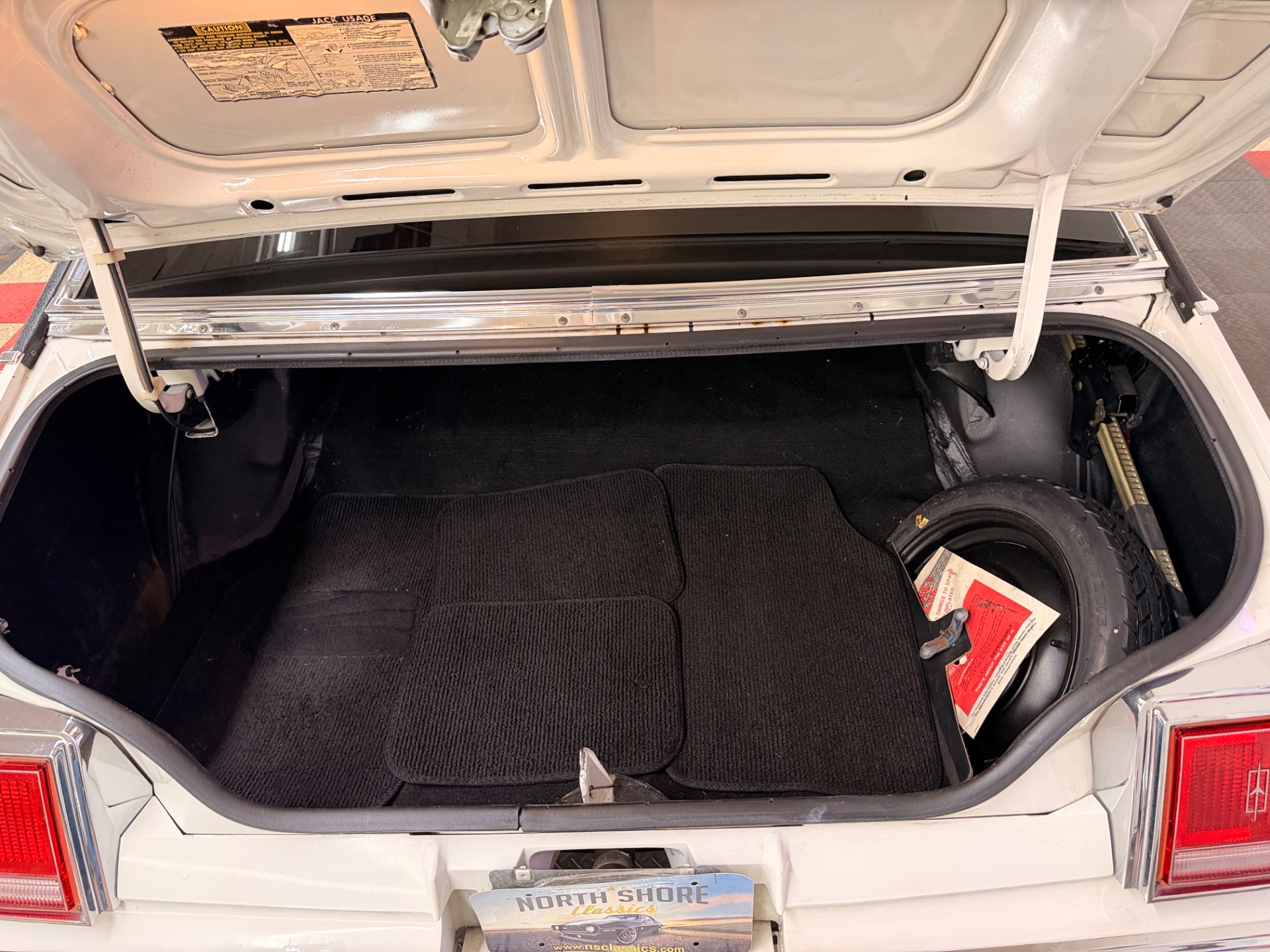 Used 1978 Oldsmobile Cutlass Salon - Original Survivor -  Low Miles - Very Clean -SEE VIDEO | Mundelein, IL