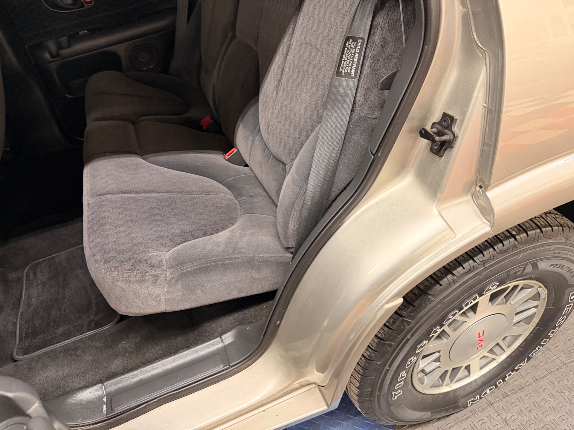 Used 2001 GMC Jimmy SLE-SEE VIDEO | Mundelein, IL