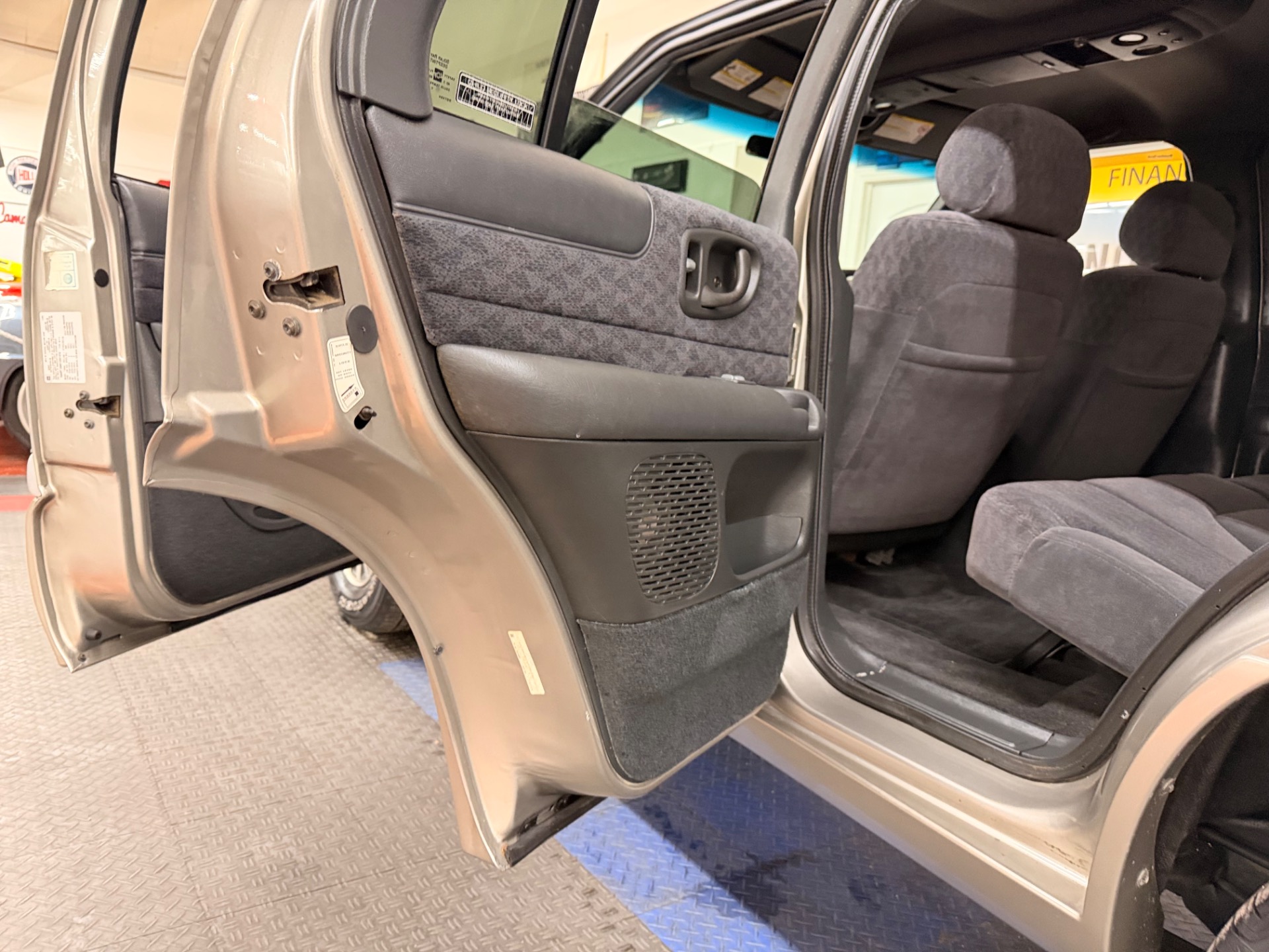 Used 2001 GMC Jimmy SLE-SEE VIDEO | Mundelein, IL