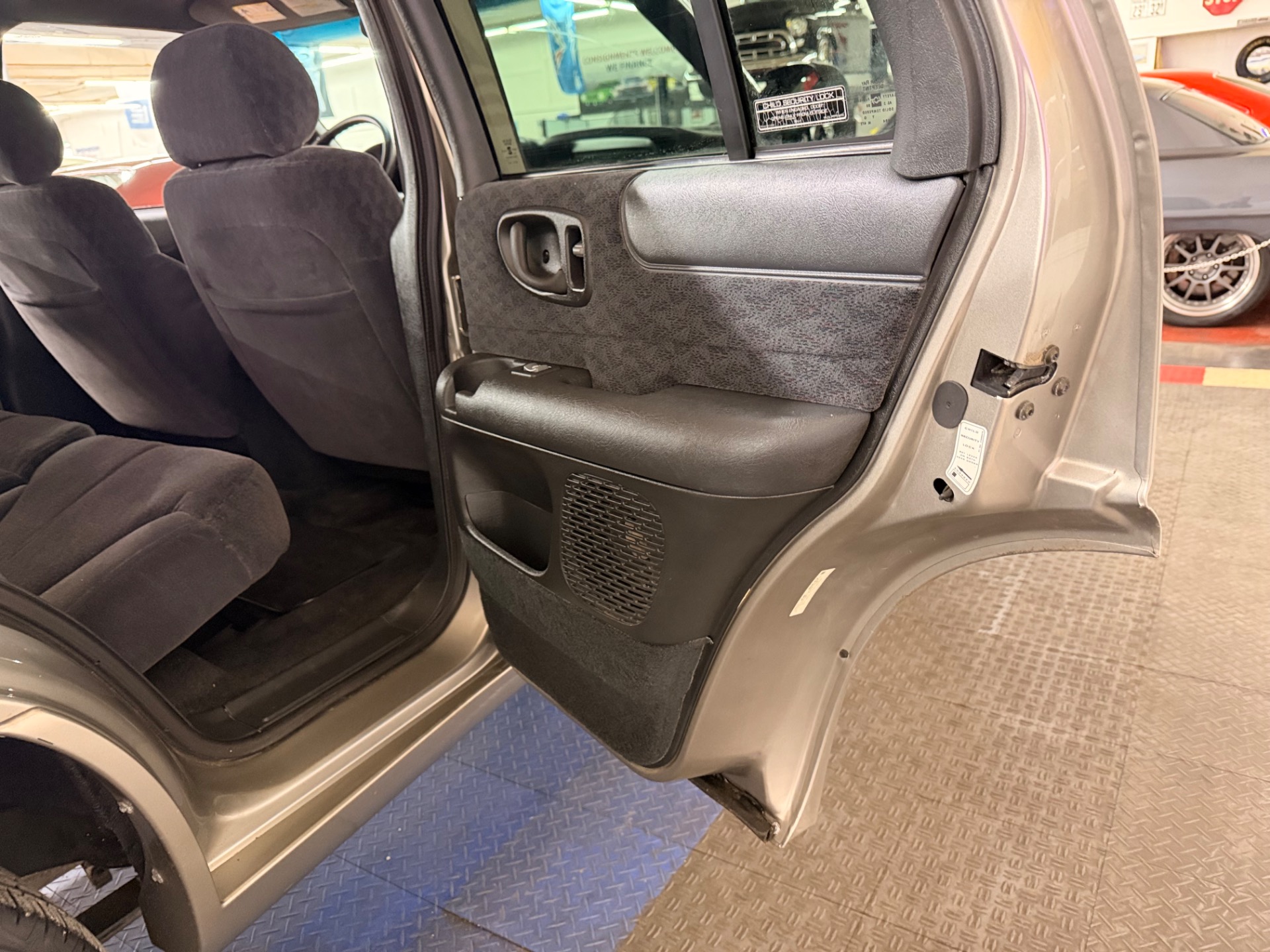 Used 2001 GMC Jimmy SLE-SEE VIDEO | Mundelein, IL