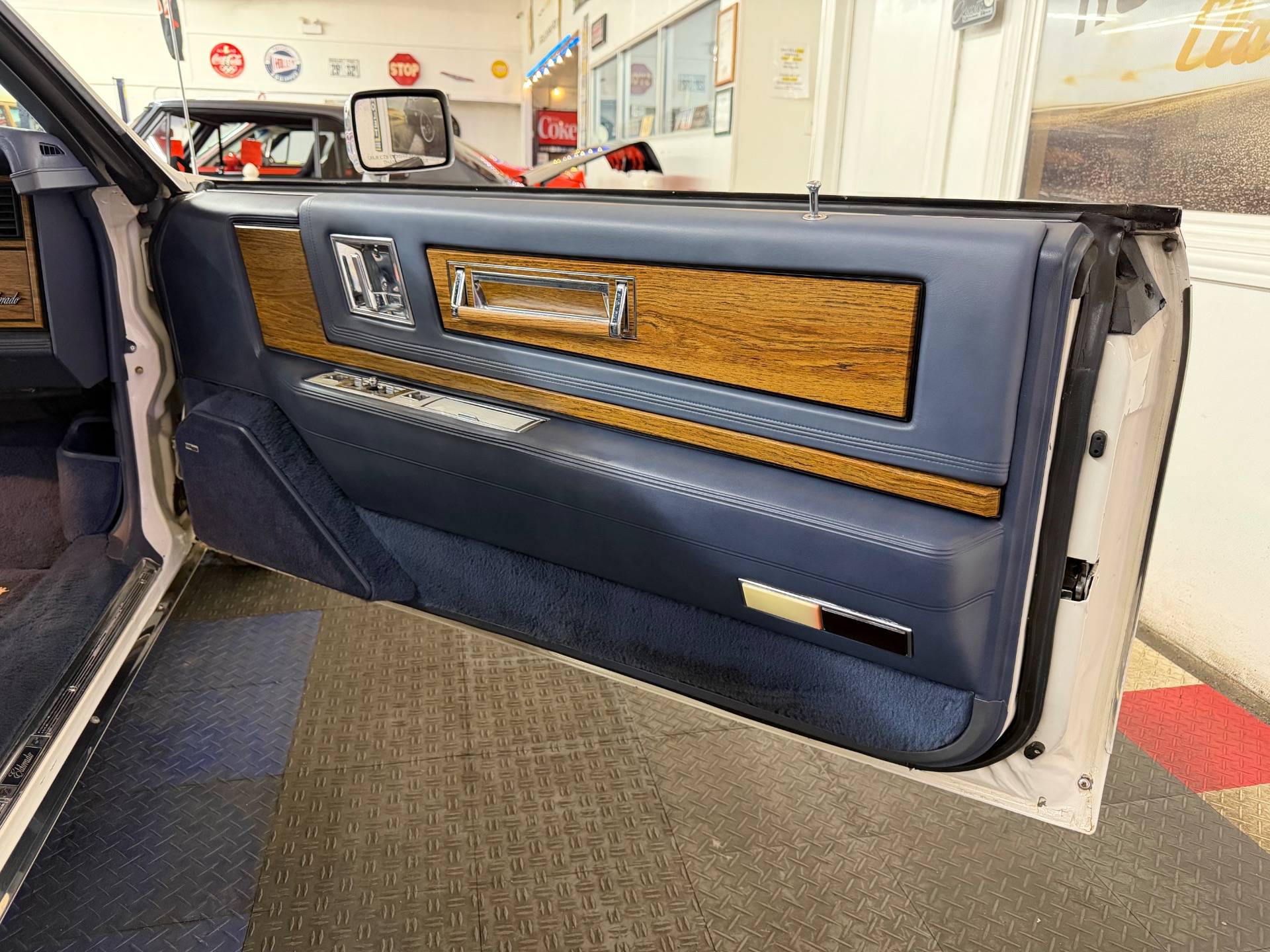 Used 1984 Cadillac Eldorado BIARRITZ - STAINLESS - MOONROOF - 1 OWNER-SEE VIDEO | Mundelein, IL