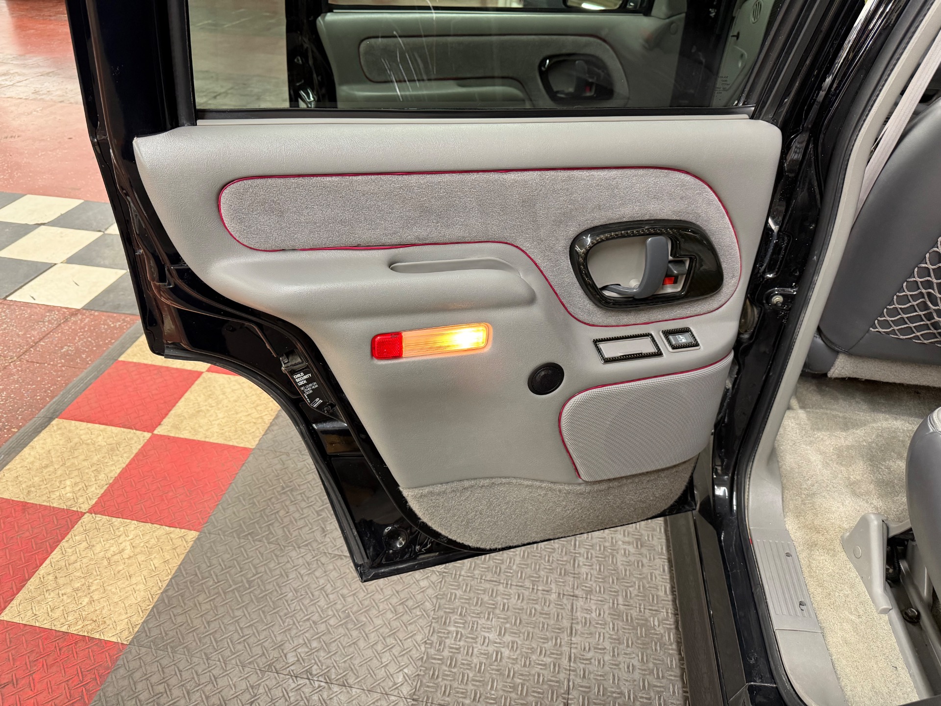 Used 2000 Chevrolet Tahoe Limited -SUPERCHARGED -CUSTOM BUILD -6K MILES-SEE VIDEO | Mundelein, IL