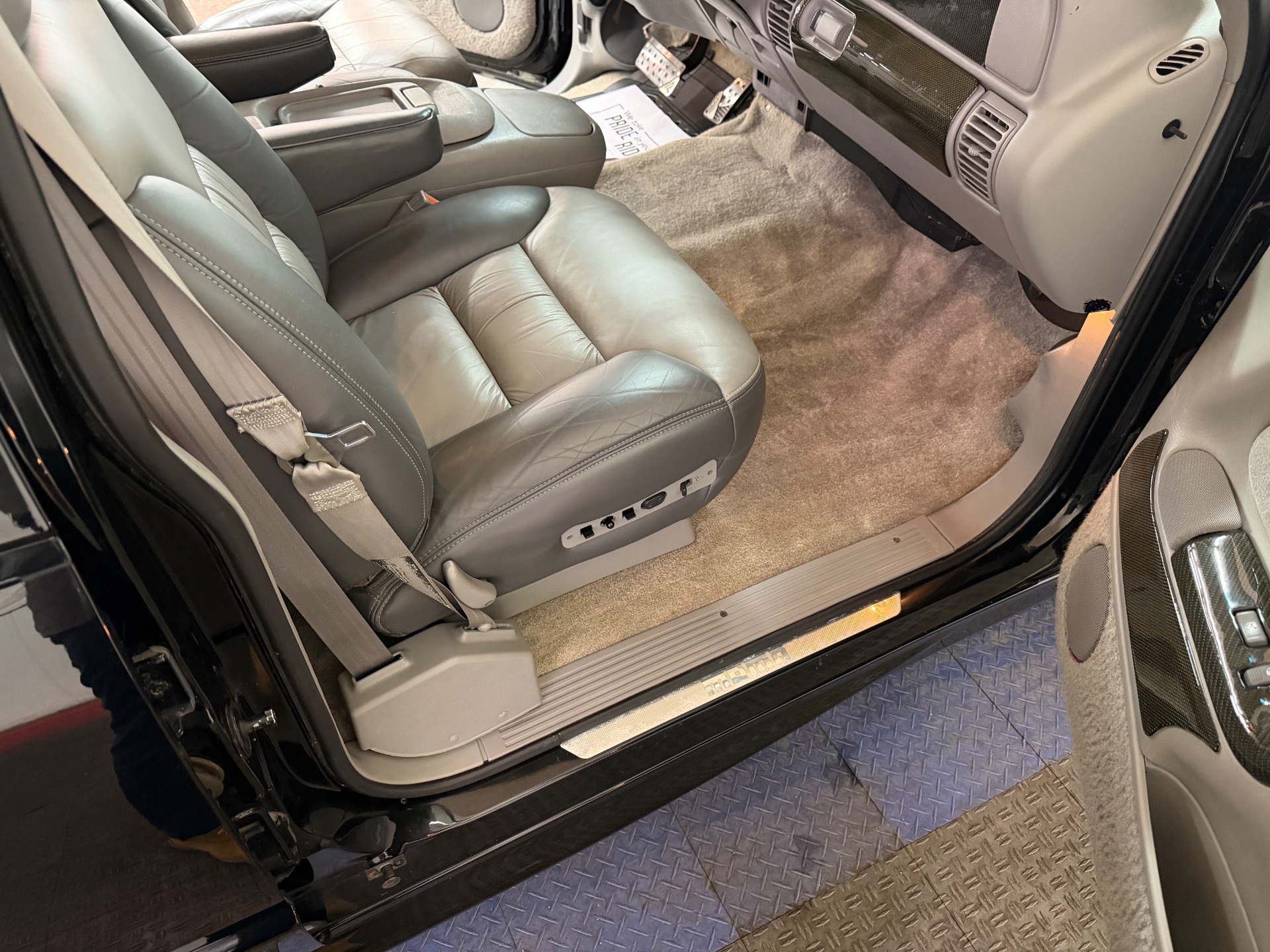 Used 2000 Chevrolet Tahoe Limited -SUPERCHARGED -CUSTOM BUILD -6K MILES-SEE VIDEO | Mundelein, IL