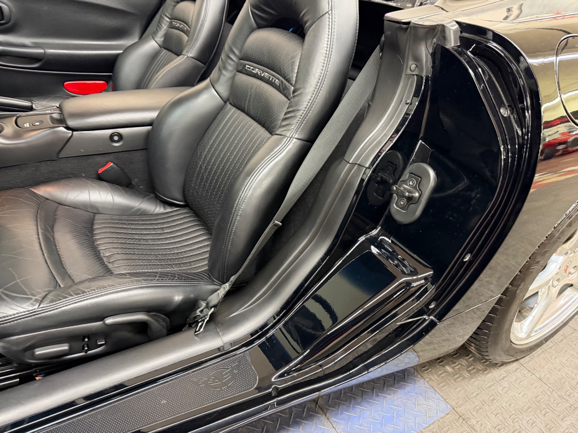 Used 2004 Chevrolet Corvette Great Driving Convertible- LOW MILES ONLY 11K-SEE VIDEO | Mundelein, IL