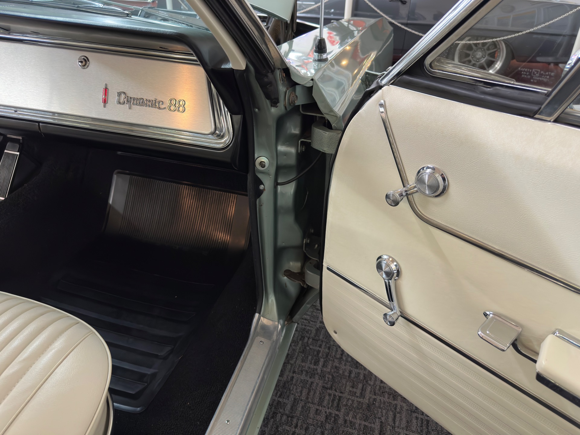 Used 1965 OLDSMOBILE DYNAMIC 88 ORIGINAL-LOW MILES-PAINT-INTERIOR-NUMBERS MATCHING-SEE VIDEO | Mundelein, IL