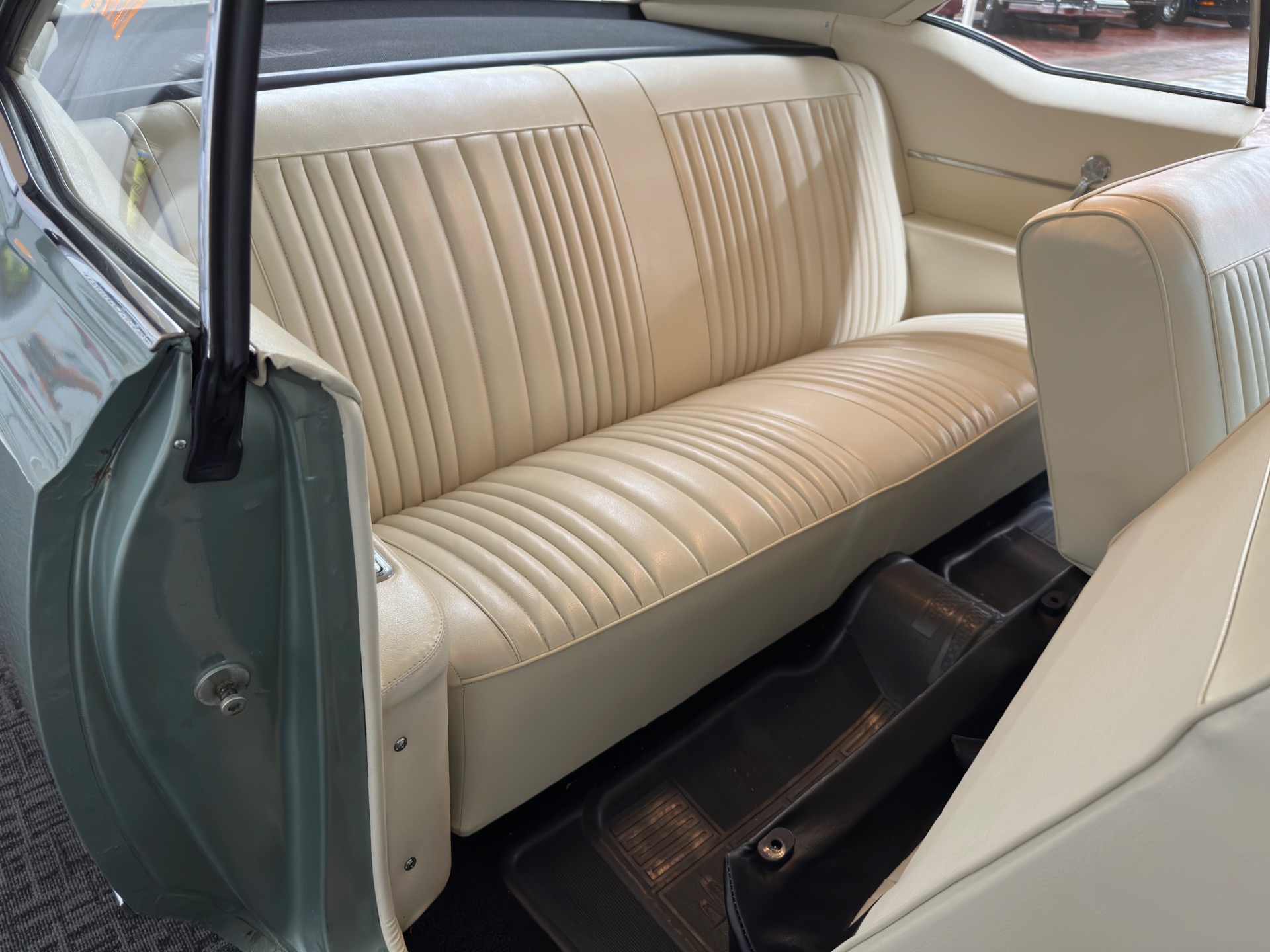 Used 1965 OLDSMOBILE DYNAMIC 88 ORIGINAL-LOW MILES-PAINT-INTERIOR-NUMBERS MATCHING-SEE VIDEO | Mundelein, IL