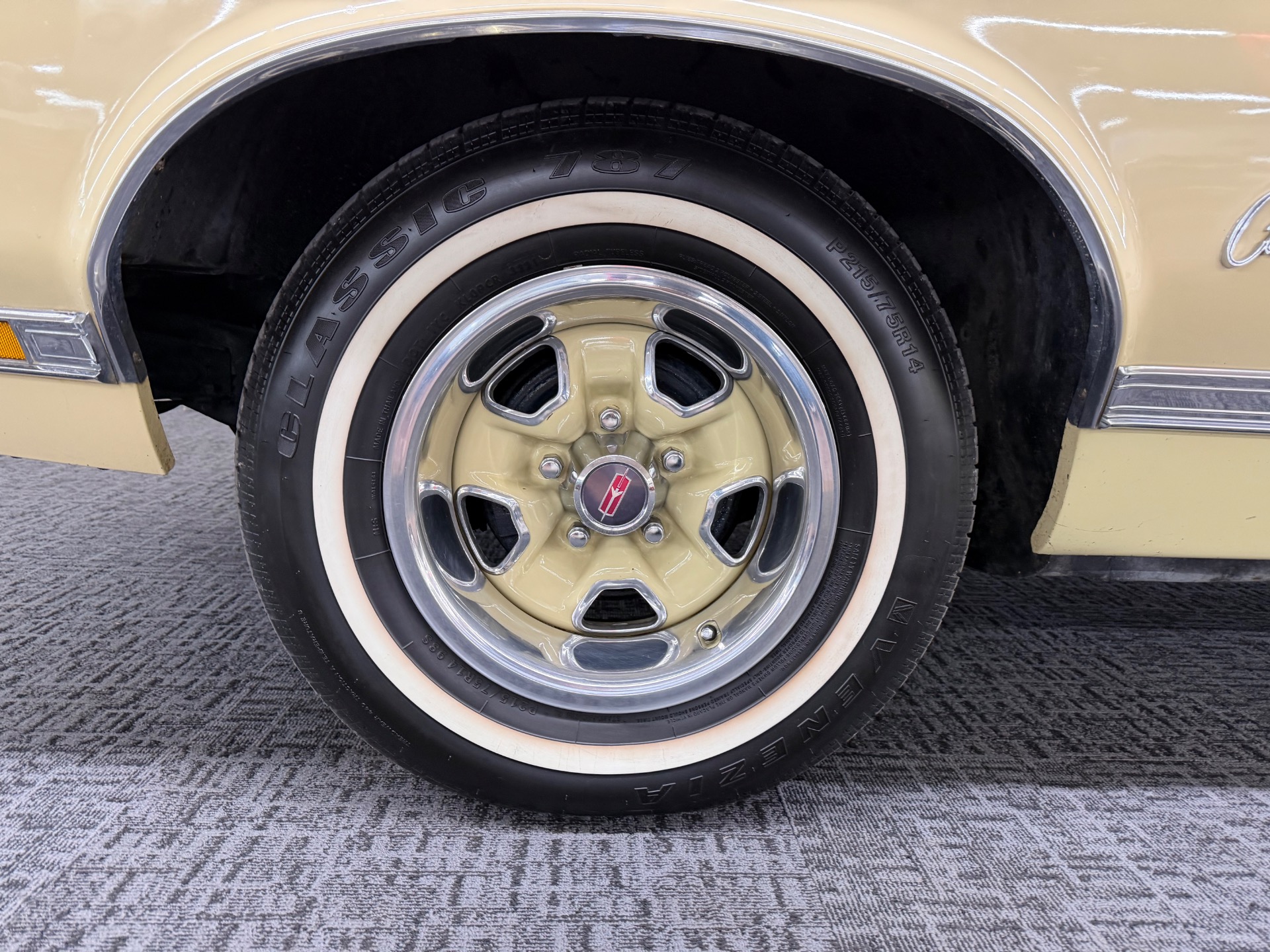 Used 1970 Oldsmobile Cutlass Supreme Super Clean Original Paint 80k Miles-SEE VIDEO | Mundelein, IL