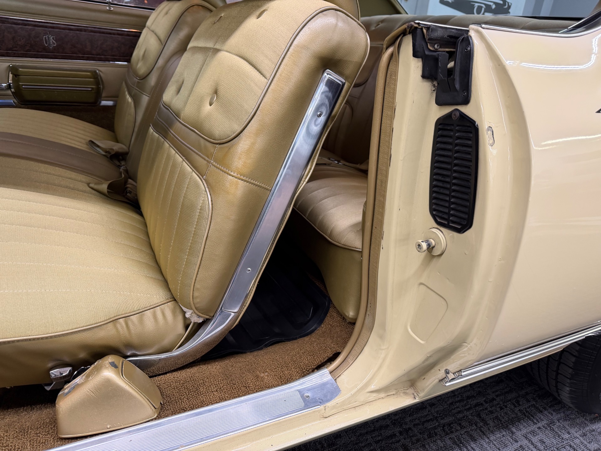 Used 1970 Oldsmobile Cutlass Supreme Super Clean Original Paint 80k Miles-SEE VIDEO | Mundelein, IL